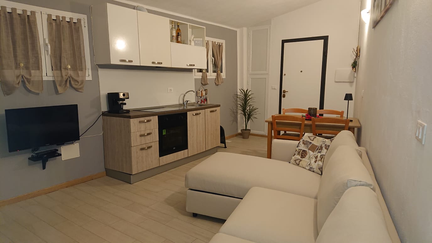 Independent studio apartment 80 meters from the sea