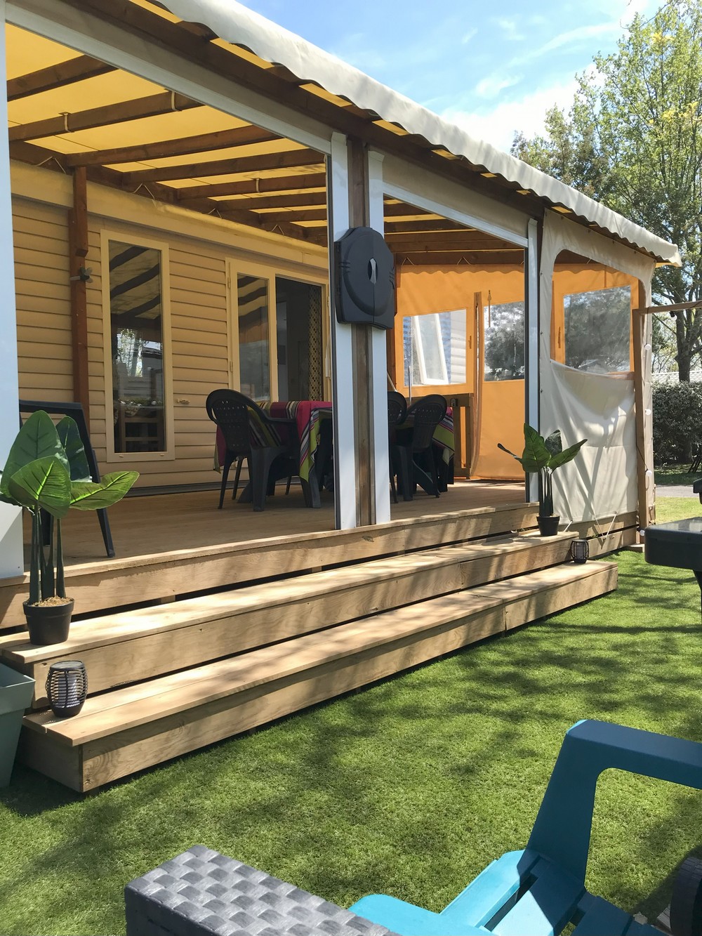 Mobil-Home Camping 4* Landes Lac et Océan 6 à 8 p.