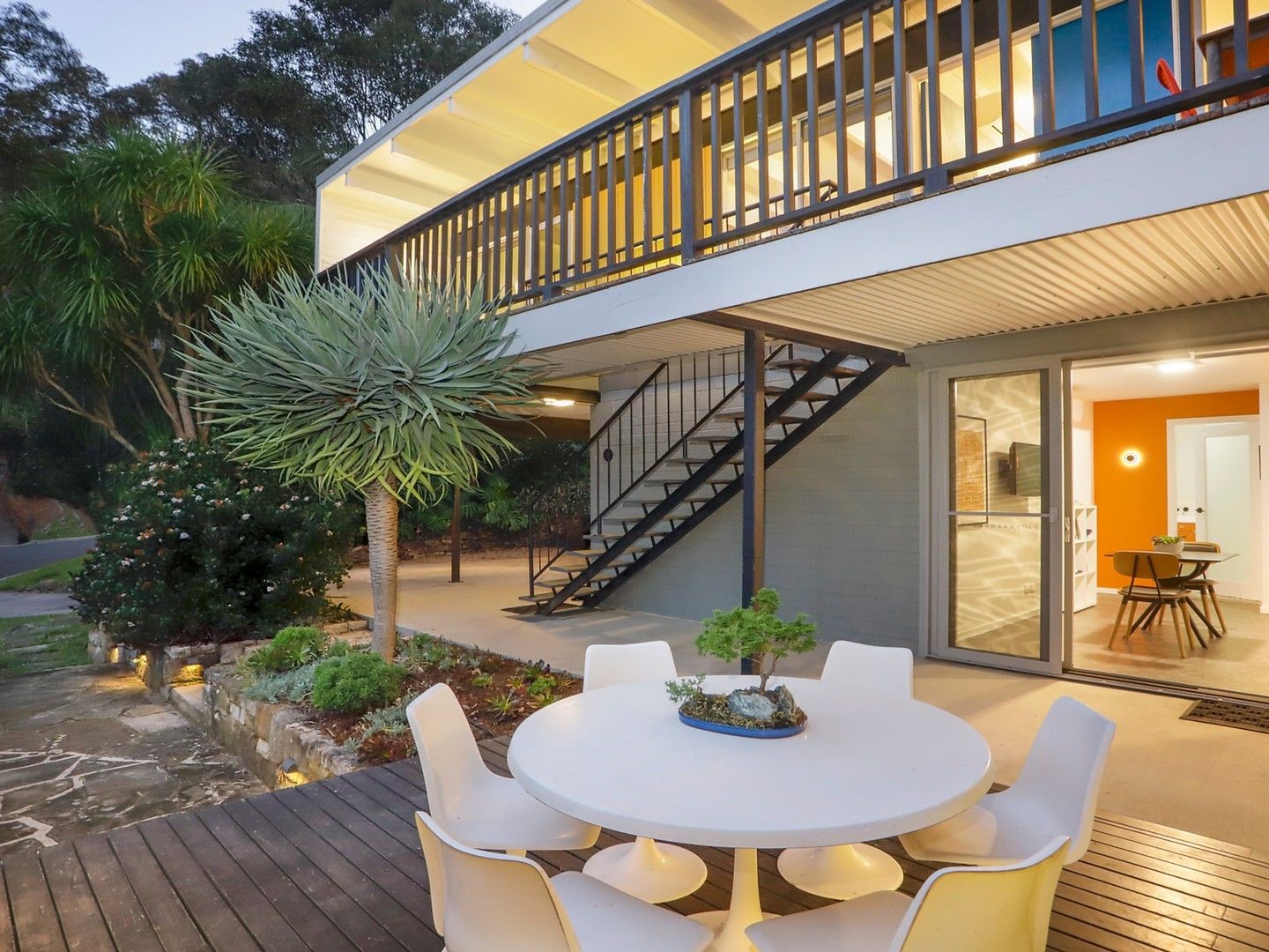 Beachcomber: Easy walk to Avalon Beach