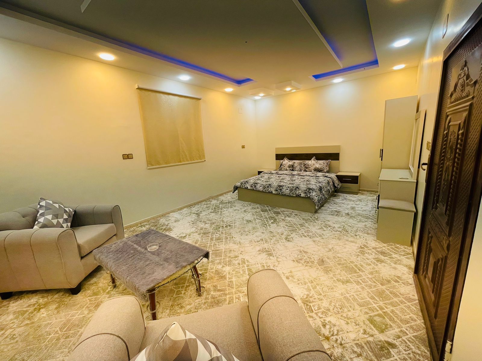 Room with deck