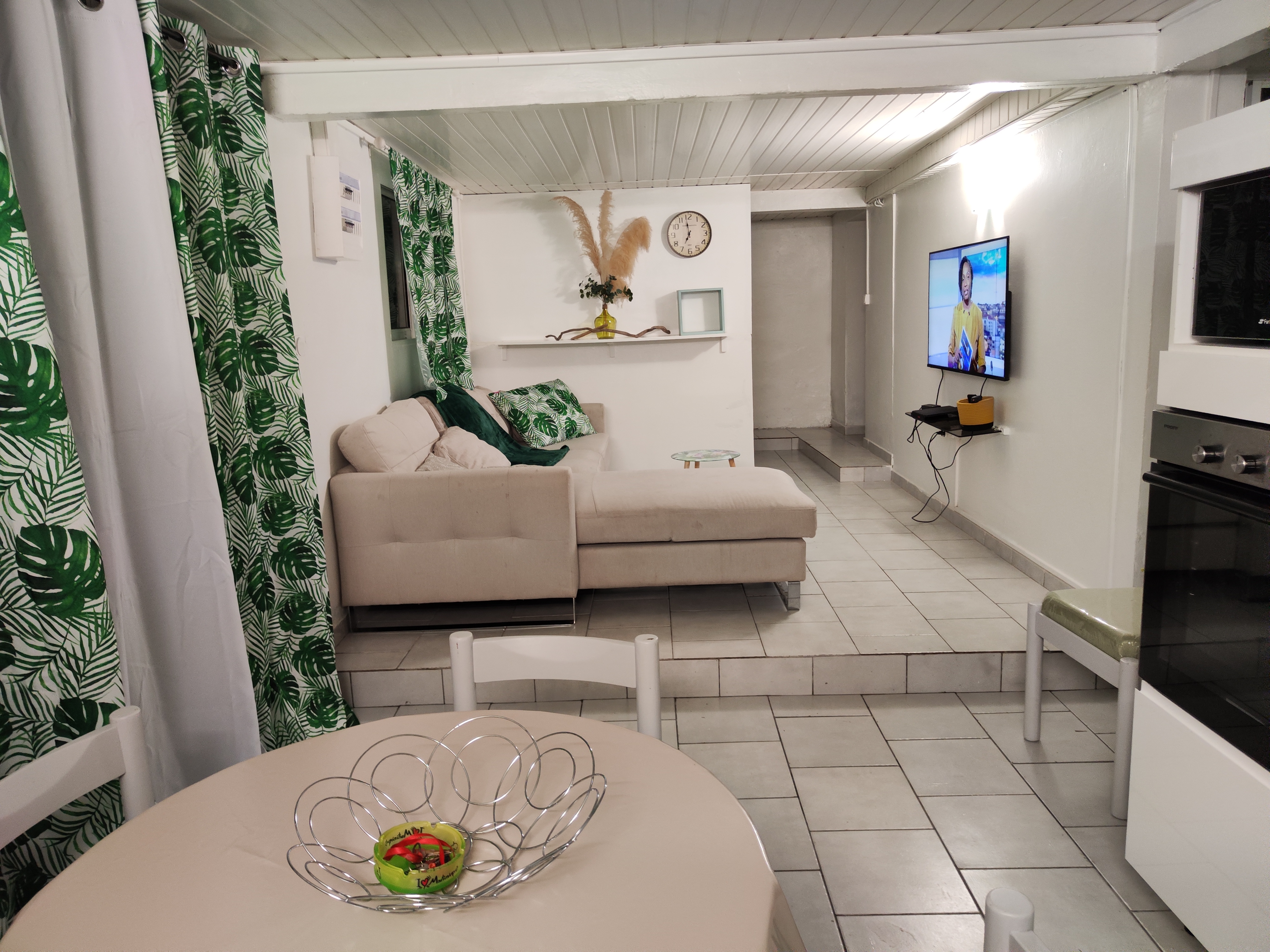 Bottom of villa in the countryside/quiet