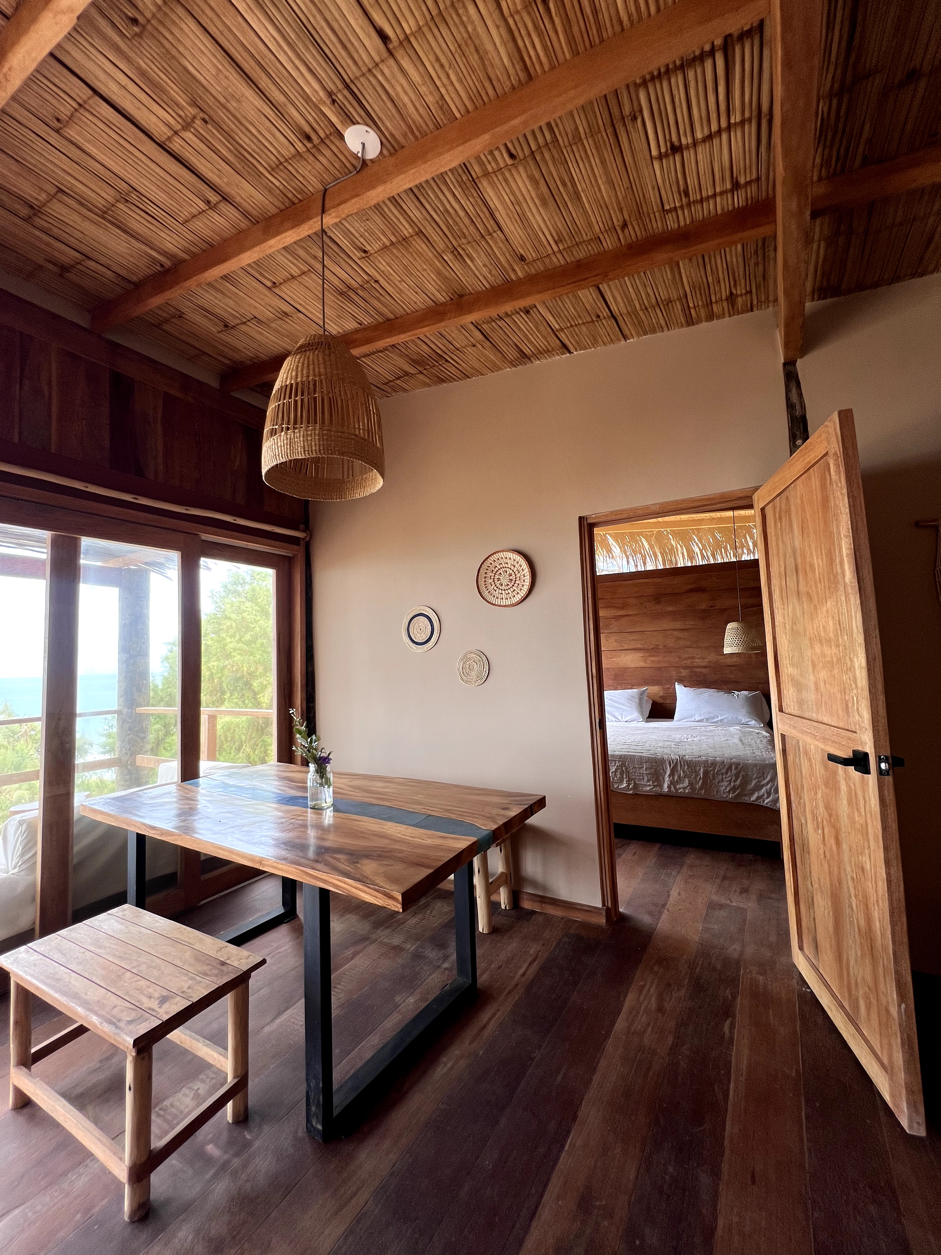 Madero bungalow.
Lastortuga