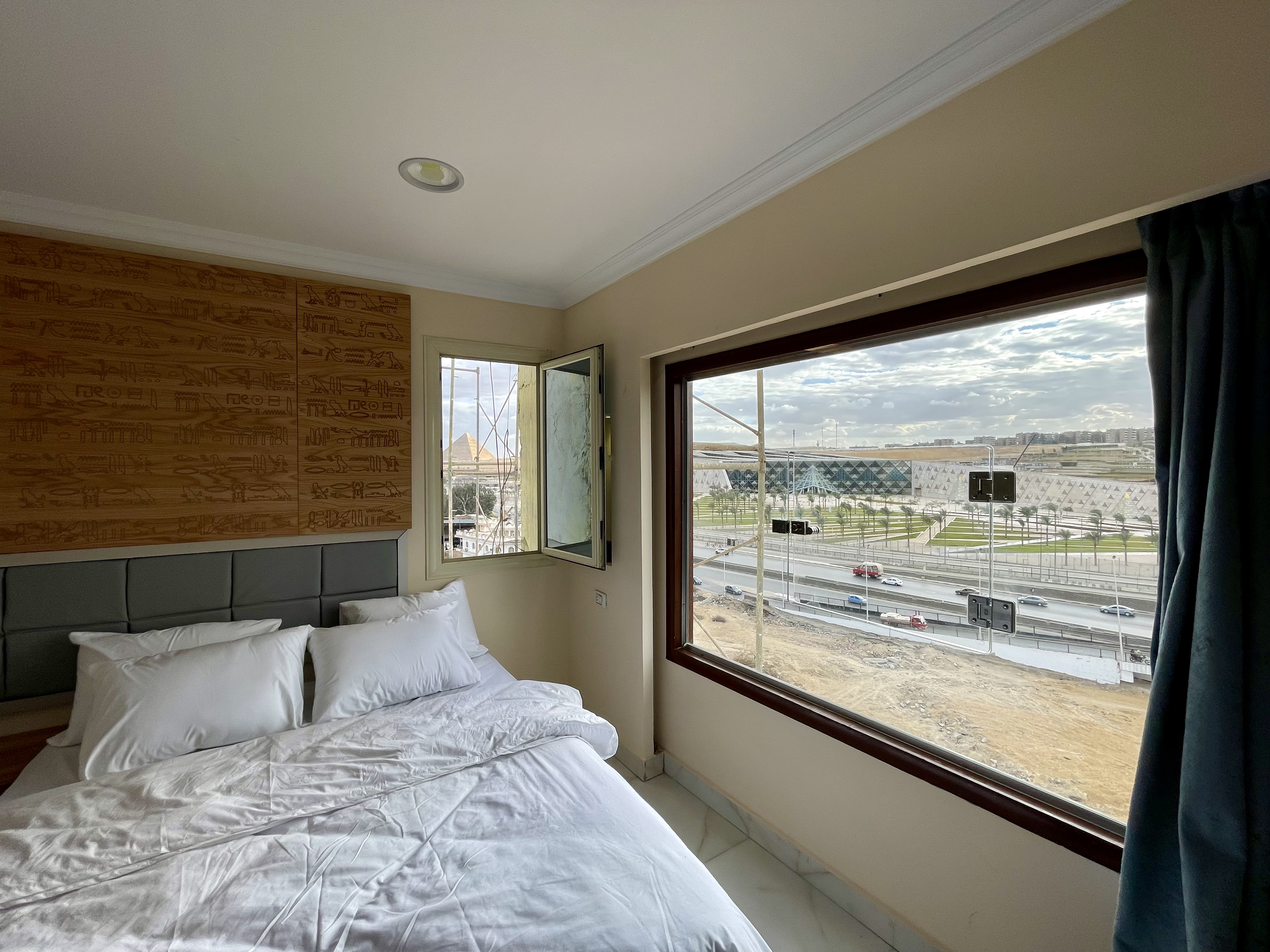 Triple Room PyraMuse