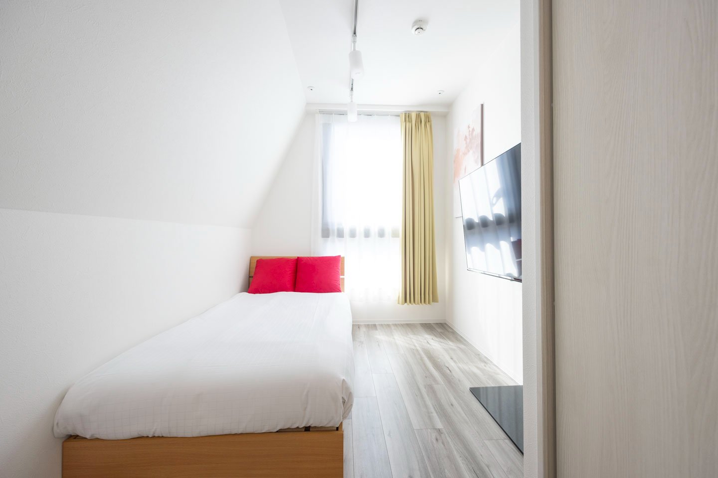 Fully furnished＆secured/Wi-Fi available/501