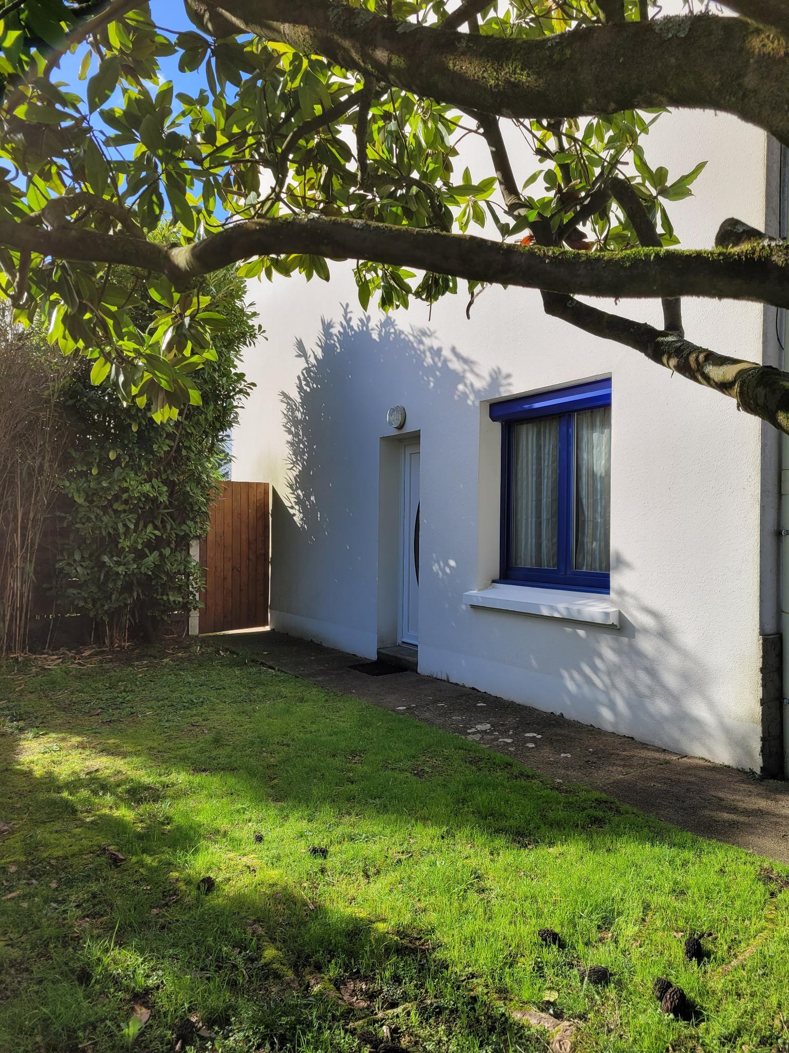 55 m² T2 home with garden access