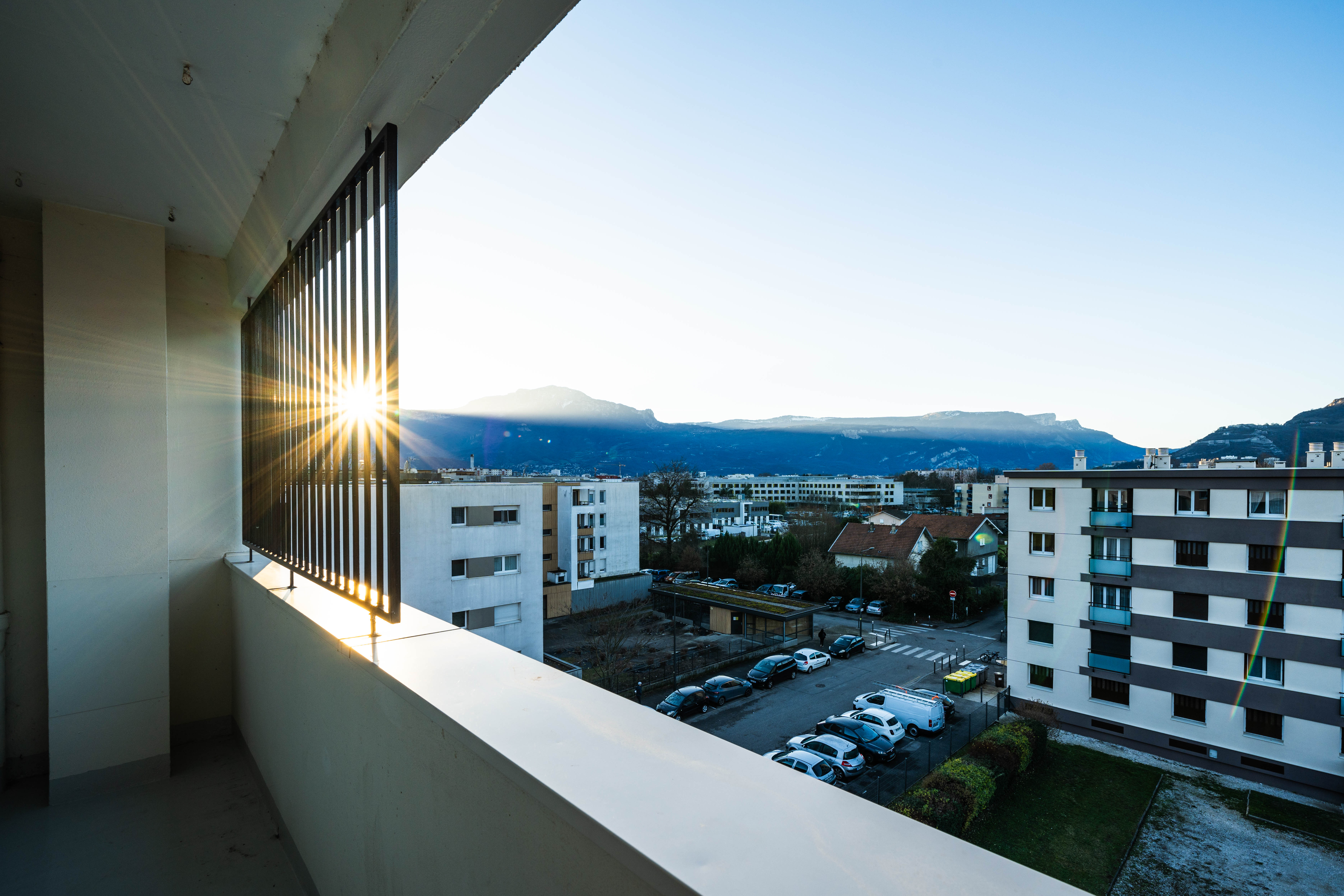 Le Candy | 3 double beds, desks & wifi, TV