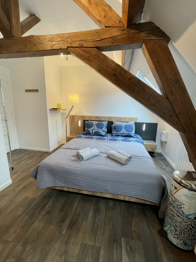 Nice equipped studio, central, 200m from the beach