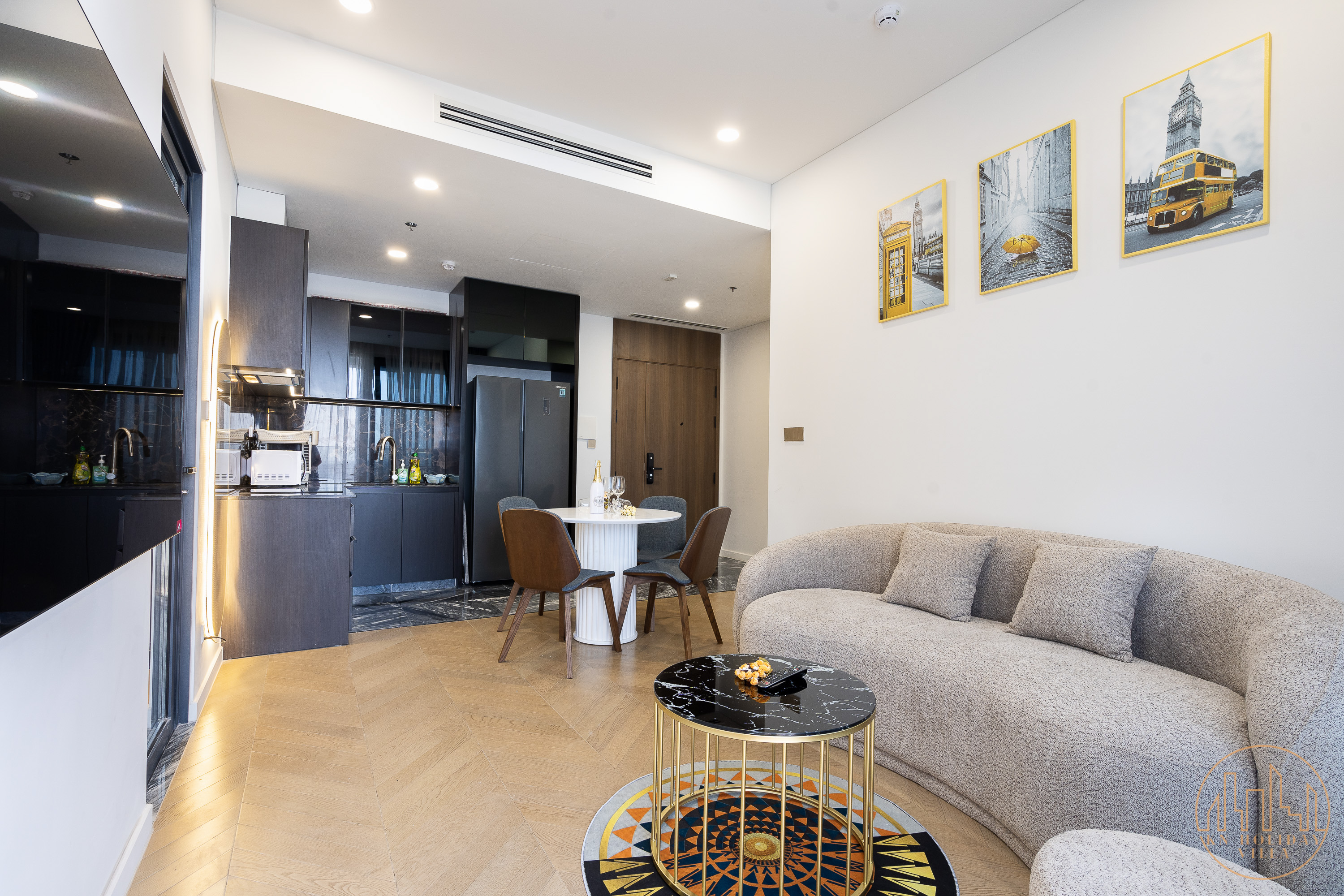 KN Holiday in Lumiere Riverside Near Metro Line