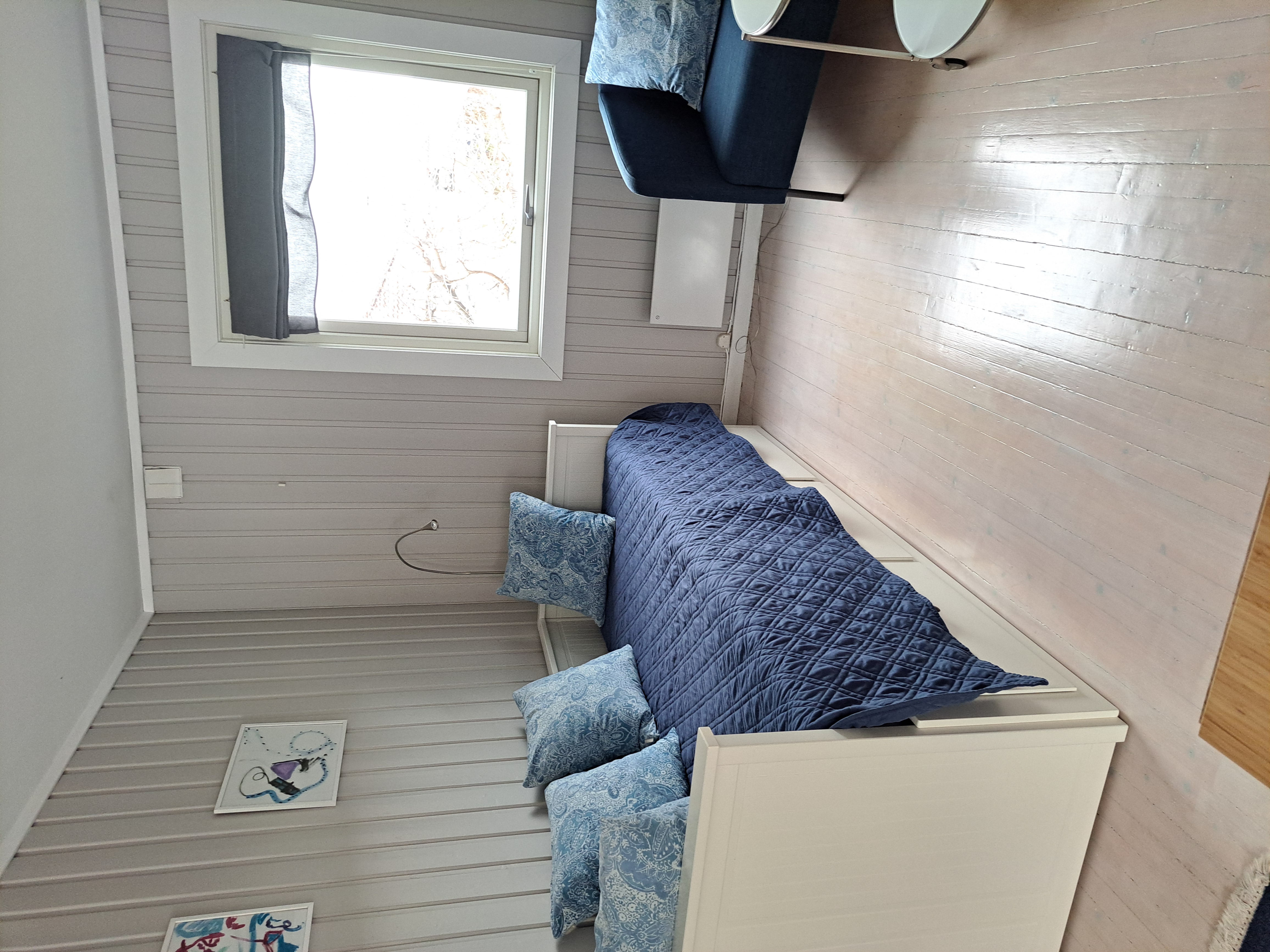 One bedroom apartment in villa.