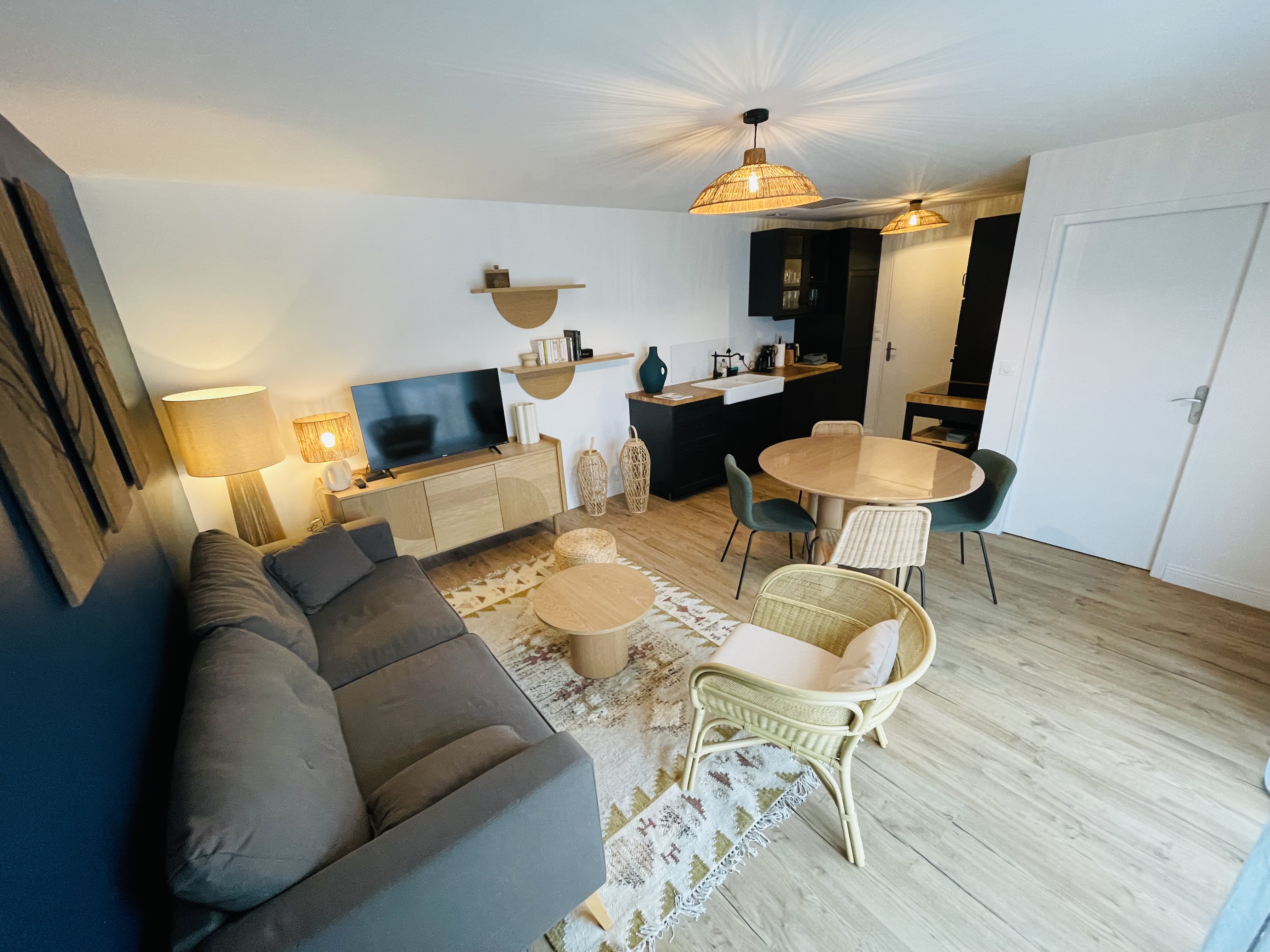 Accommodation with a sea view