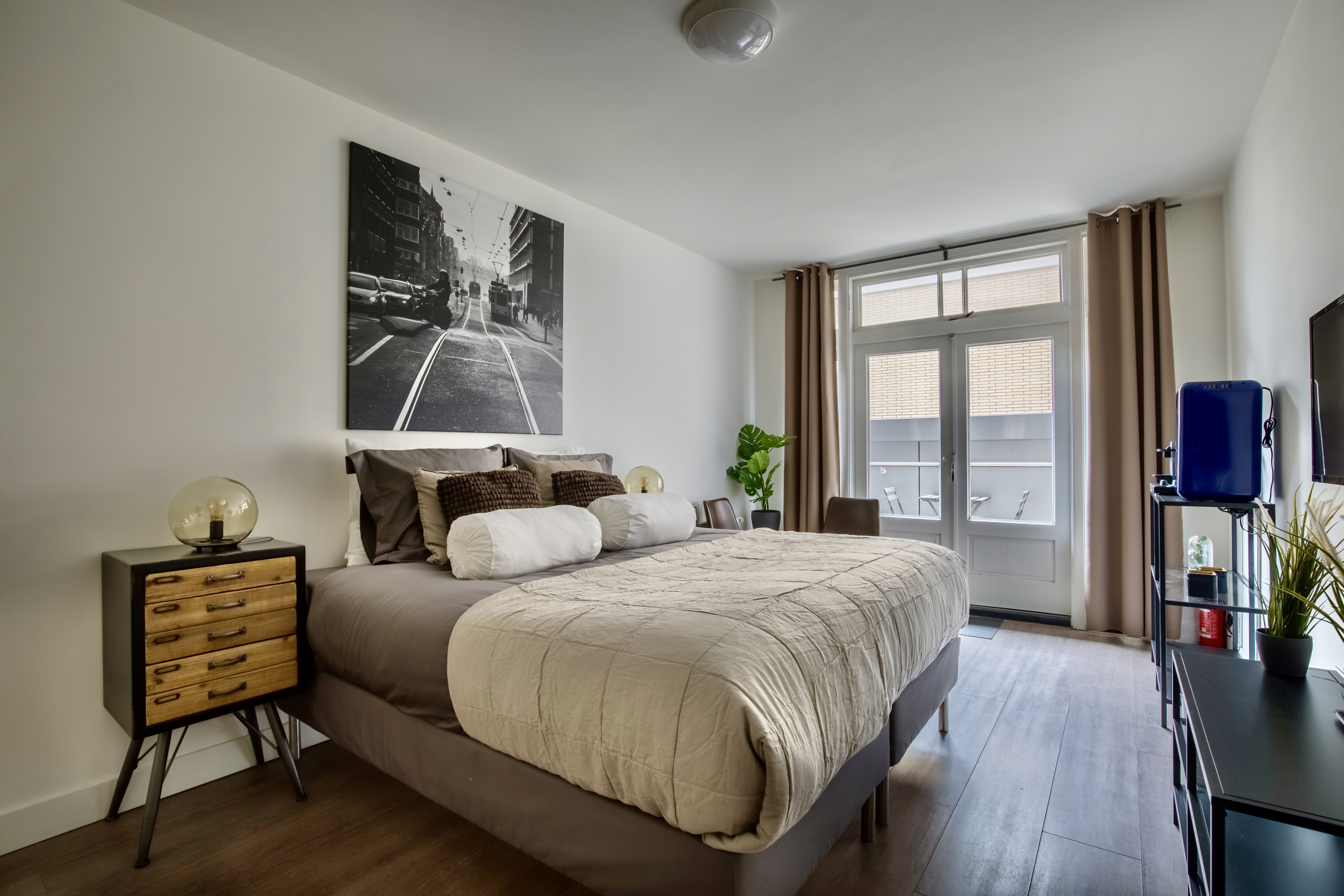 Spacious Stylish room @ Leidseplein — Amsterdam stay