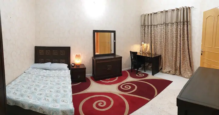 Cozy private then bedroom