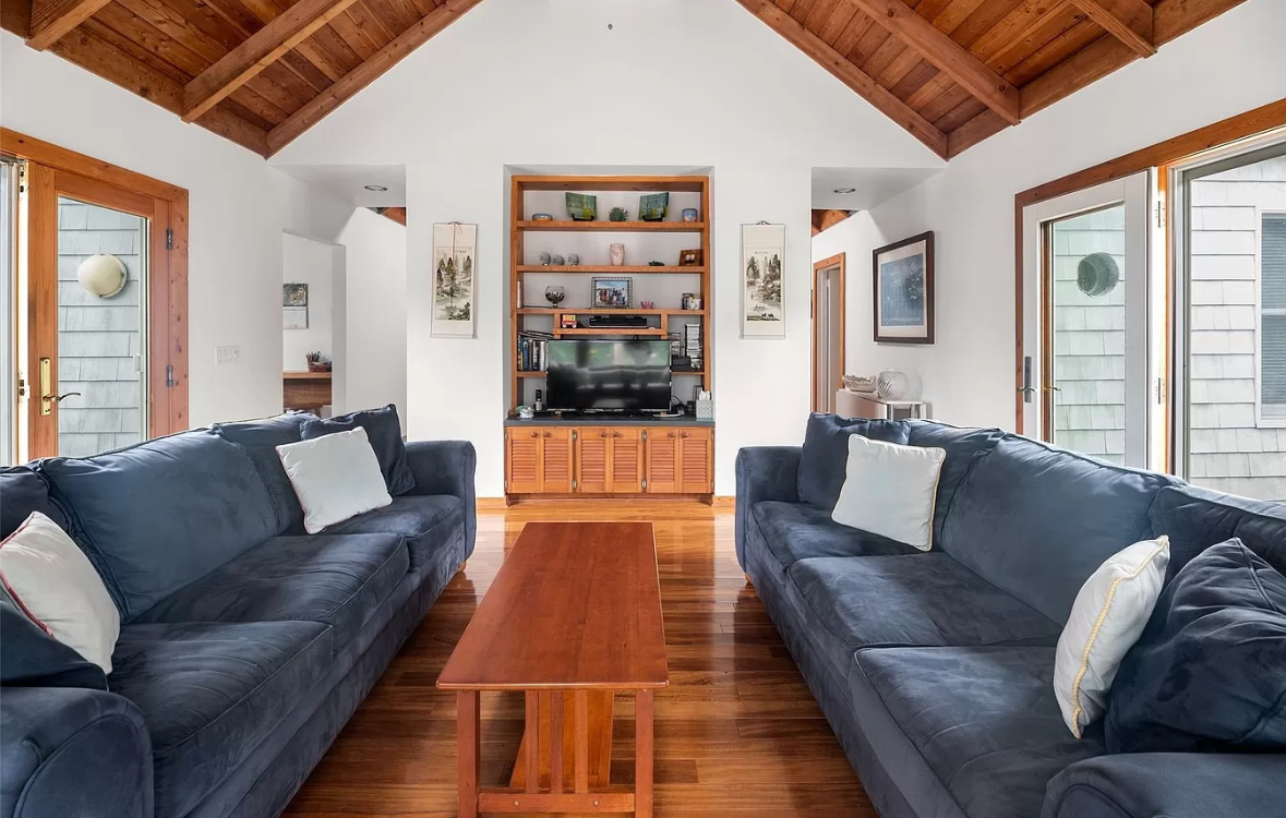 Gorgeous Beach Home Steps From Ocean! Relax n live