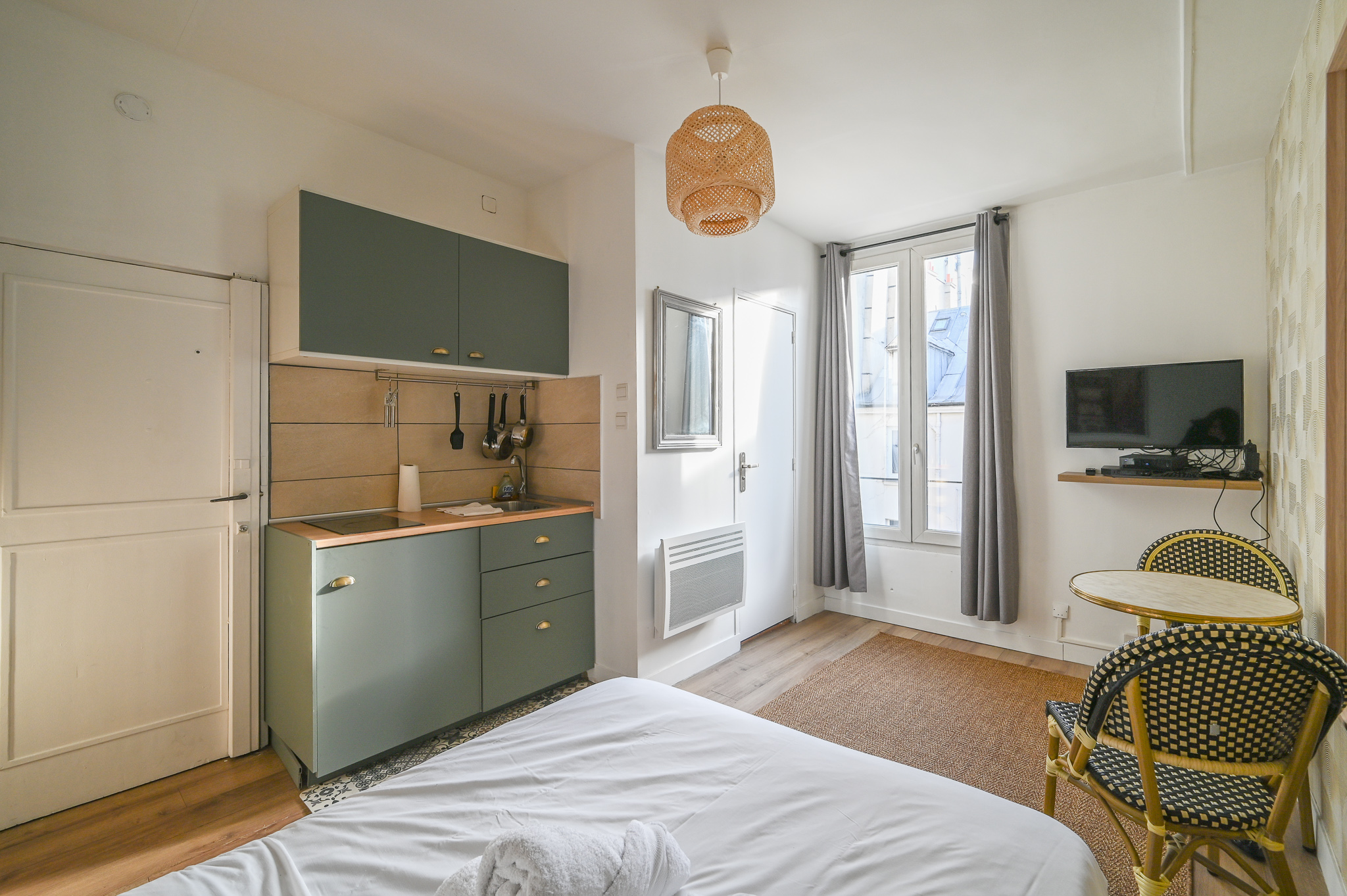 Apartment in downtown Paris