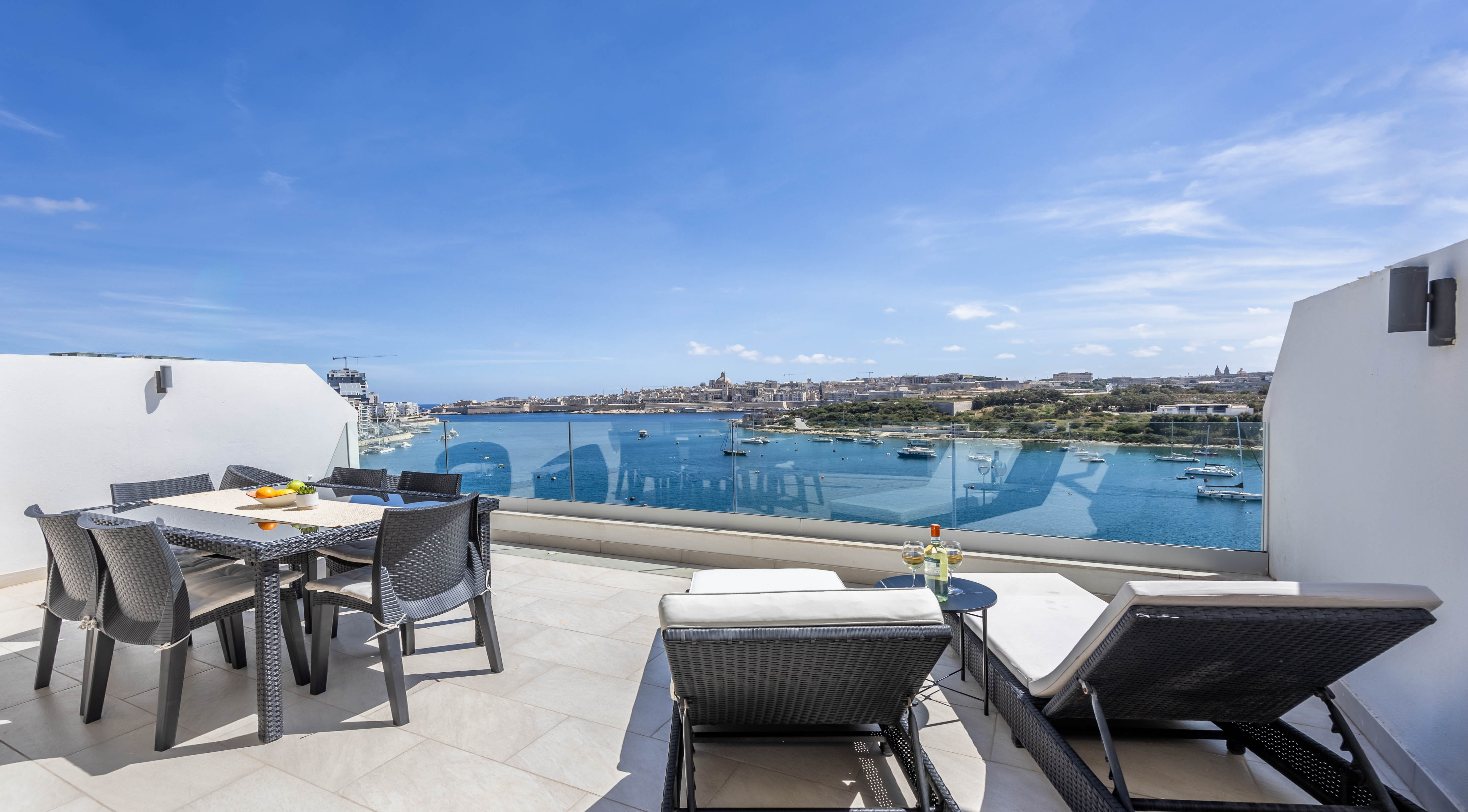 Modern Penthouse With A Breathtaking Valletta View