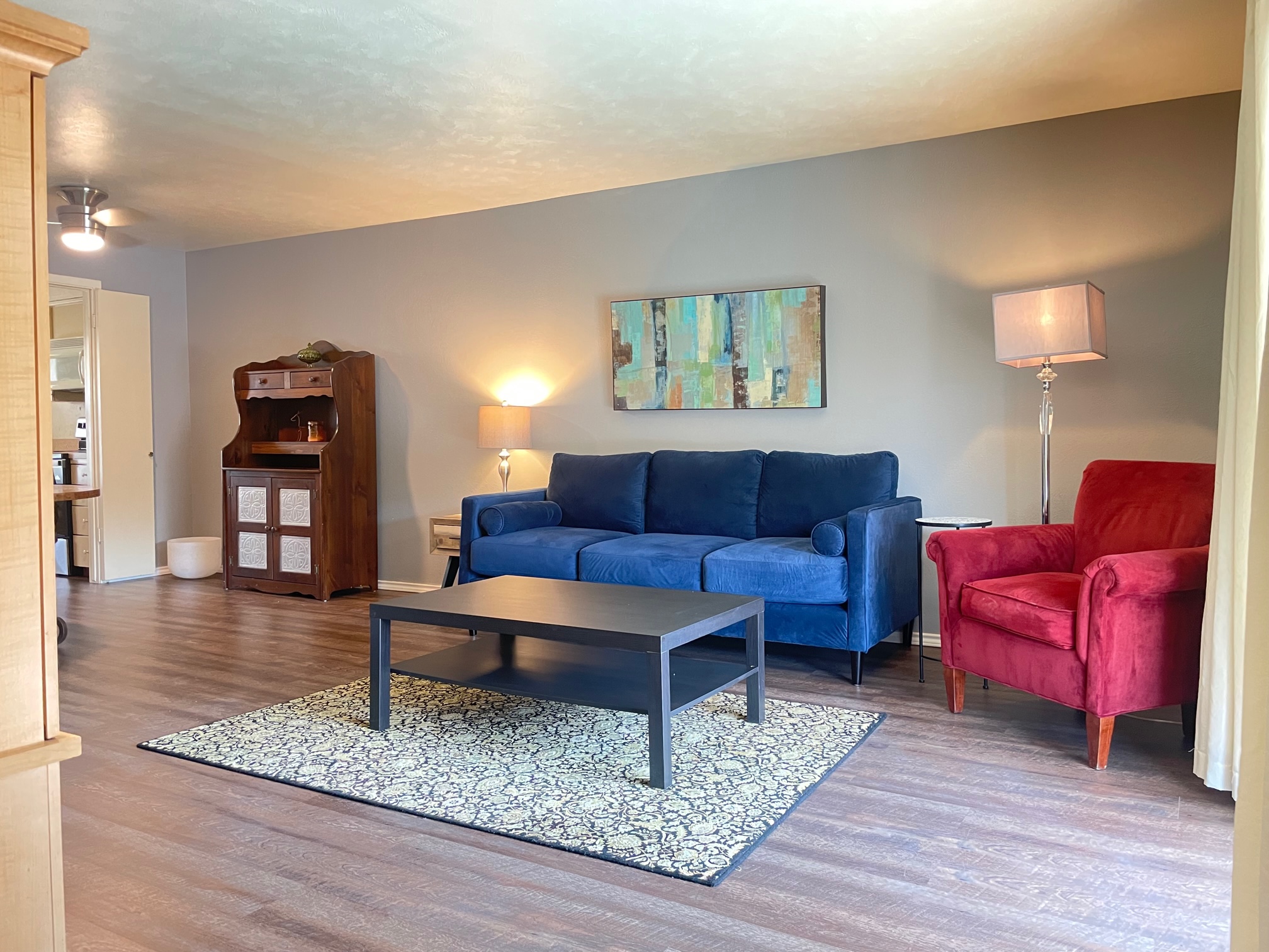 Clean, quiet, balcony, washer and dryer, pool view in District 11, Dallas