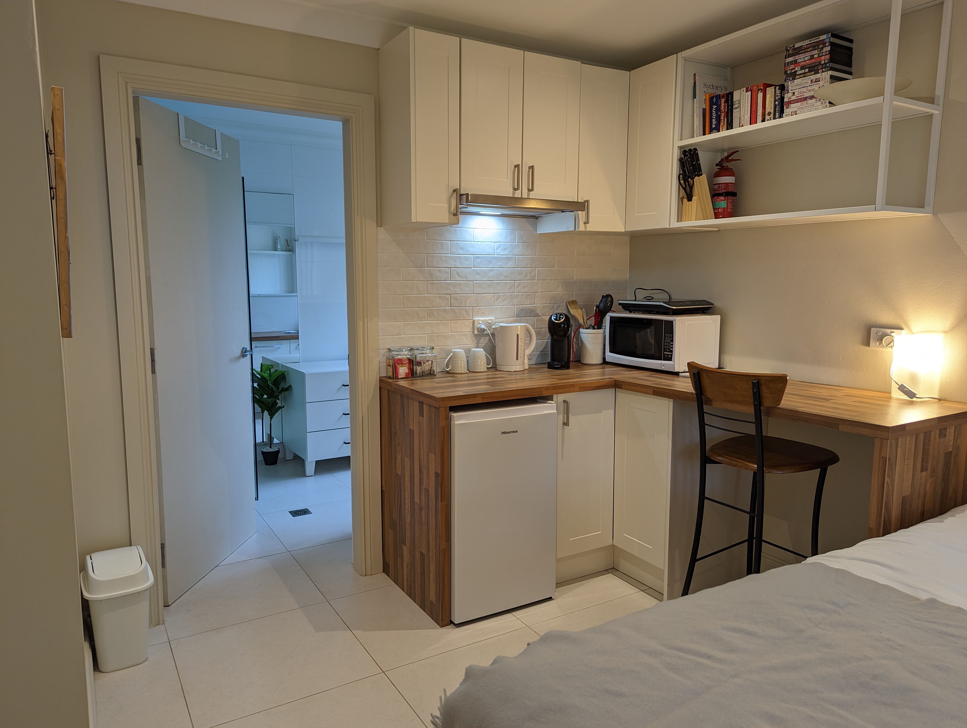 Modern ensuite room North Manly 2100