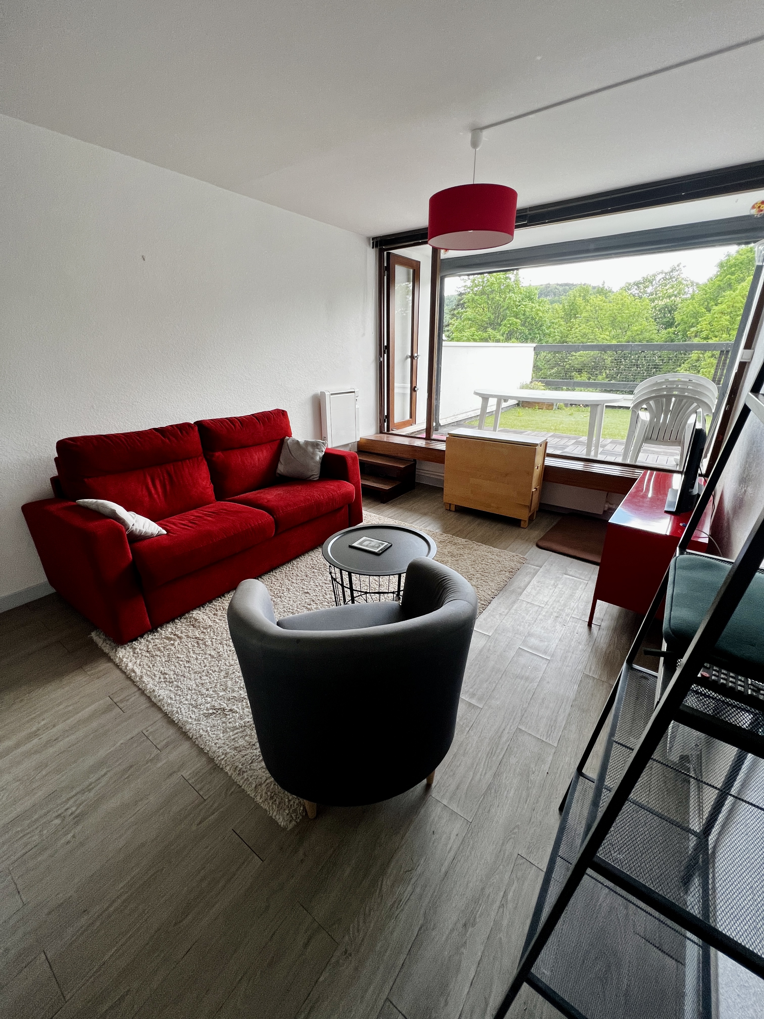 Charming room apartment in Murol
