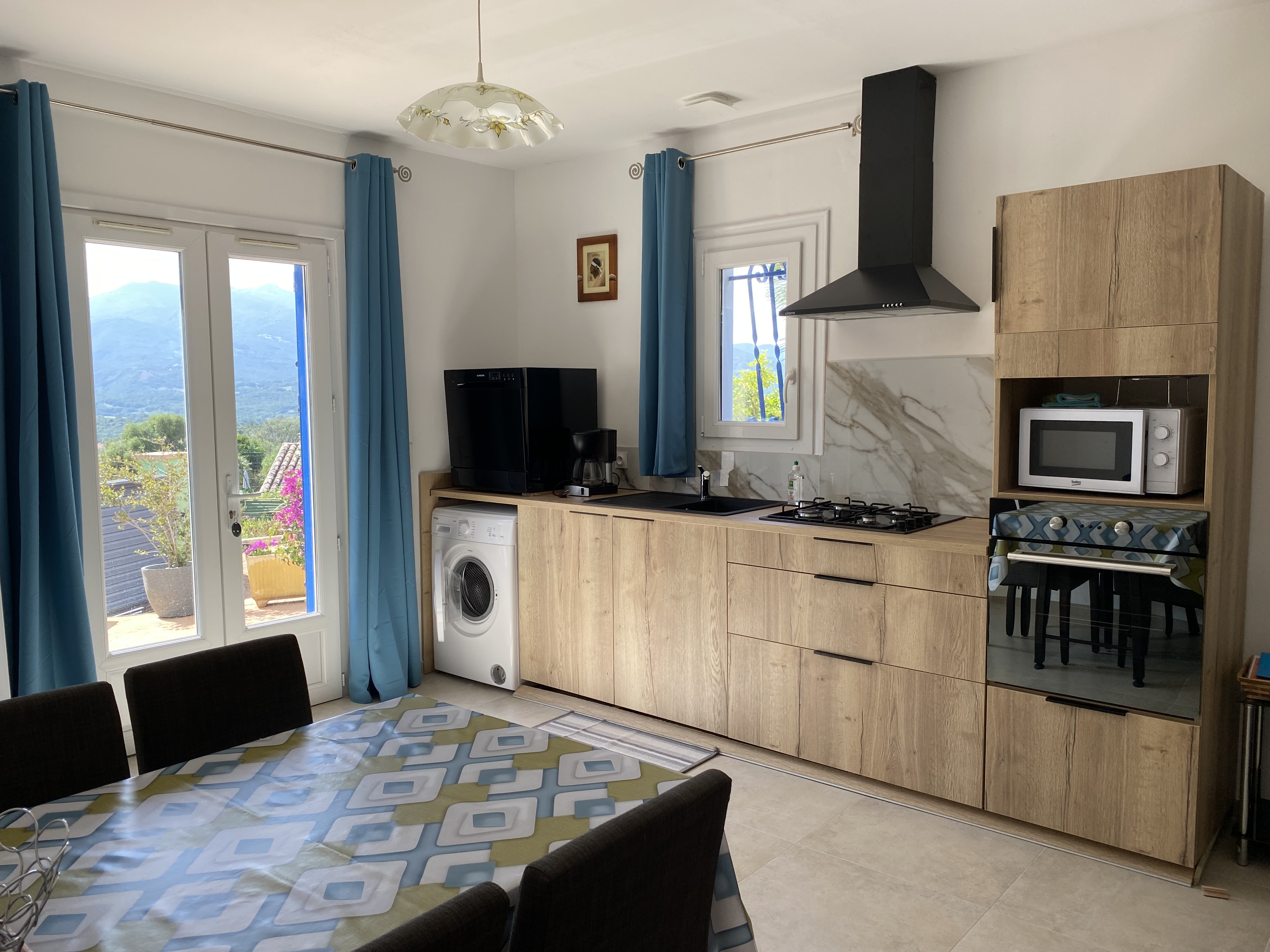 T2 villa ground floor 5 minutes from the beaches