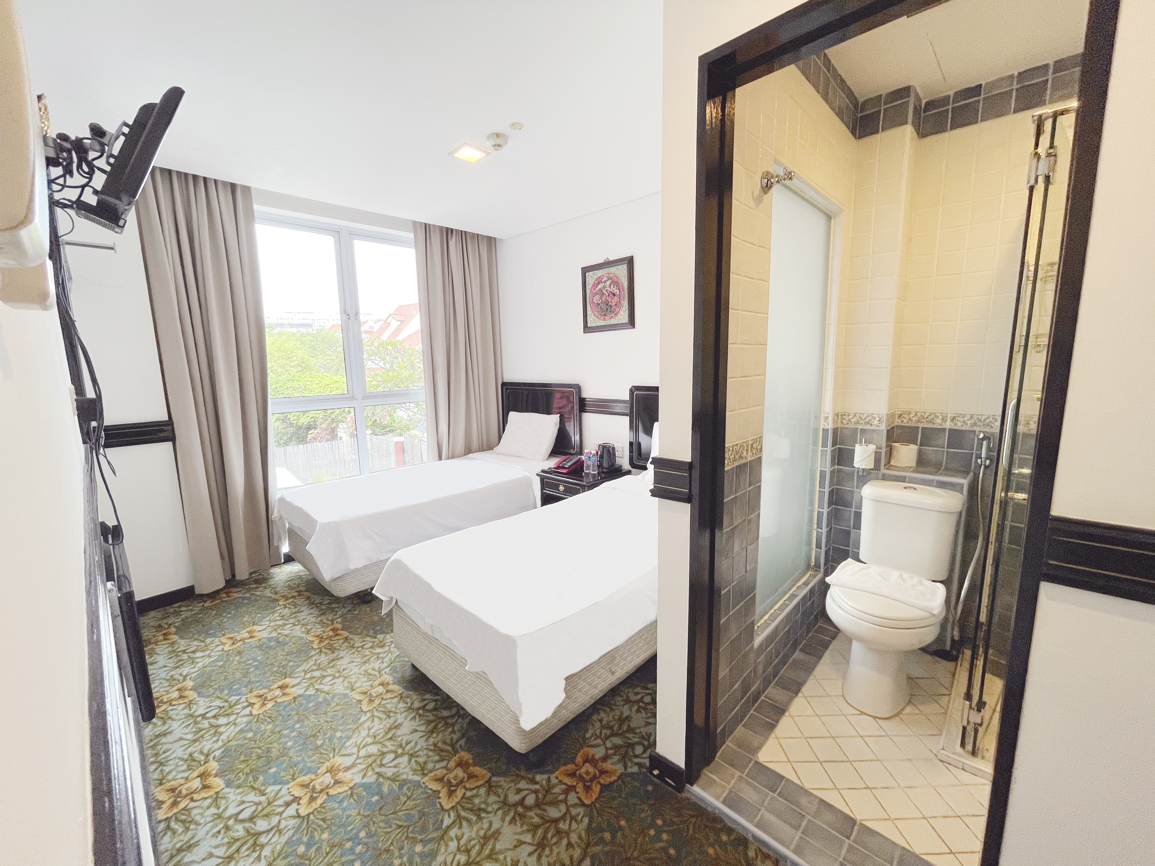 Superior Twin Room