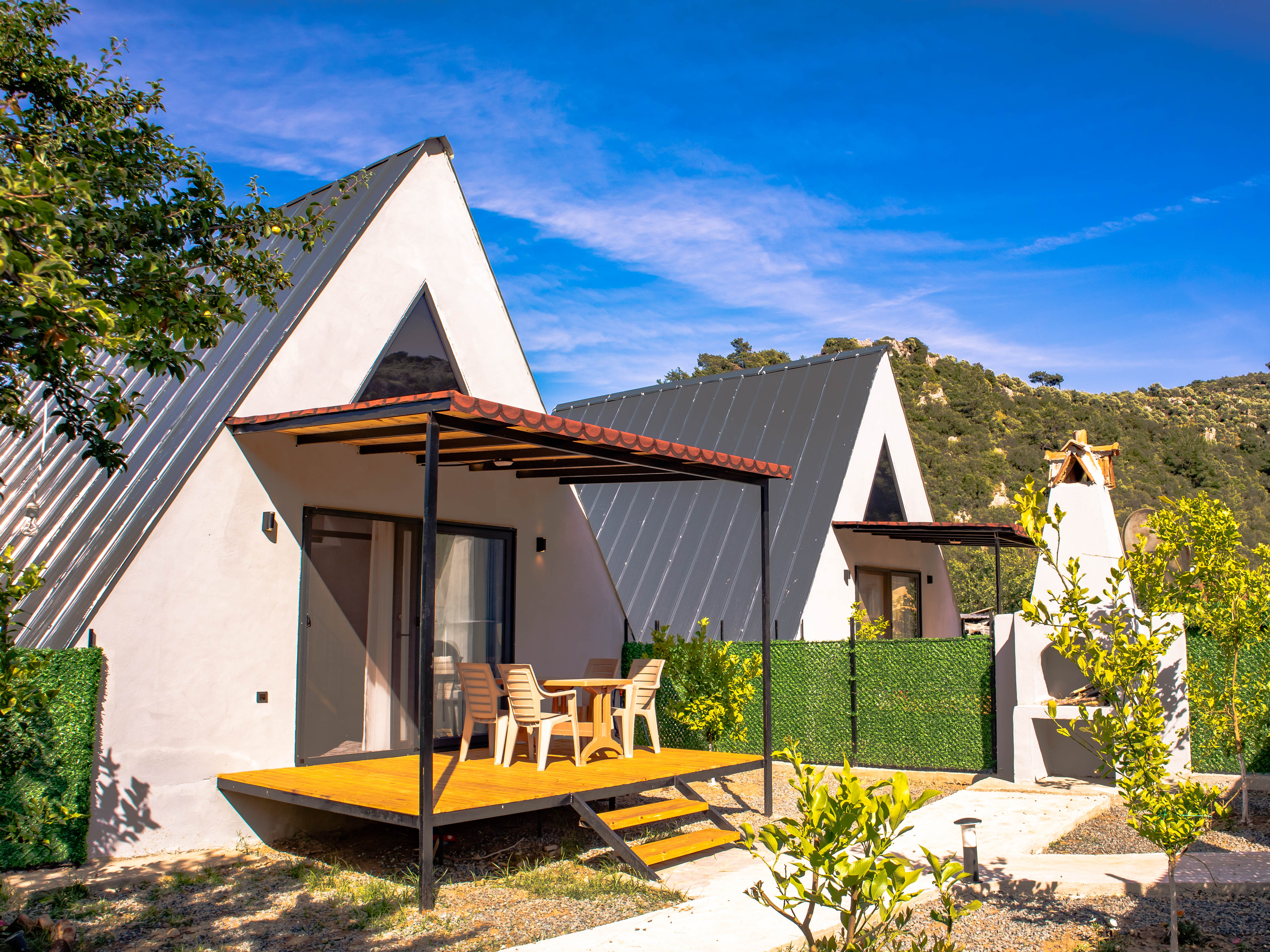 Triangle House in Nature, Close to Bays