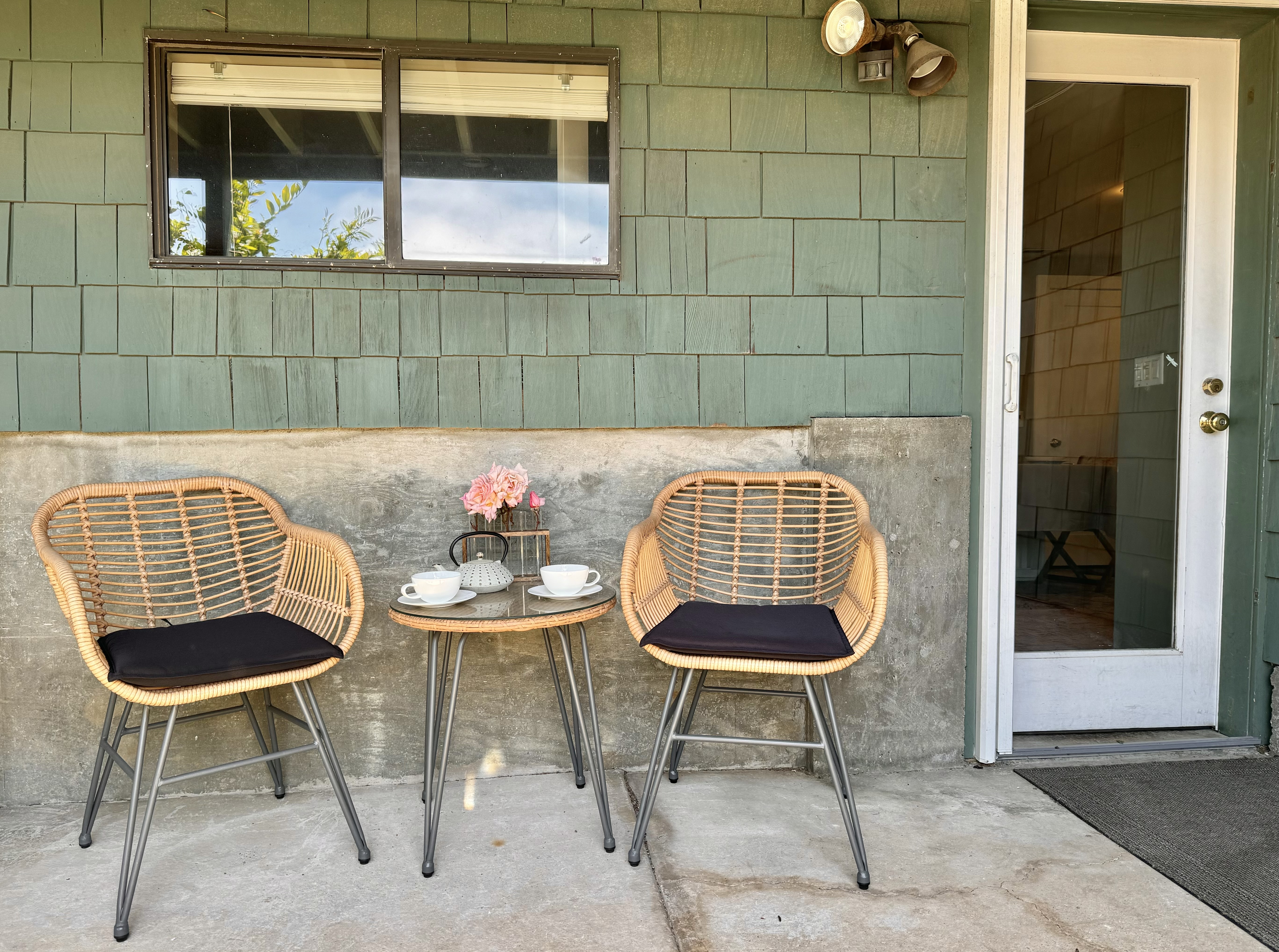 House on the hill - Airbnb