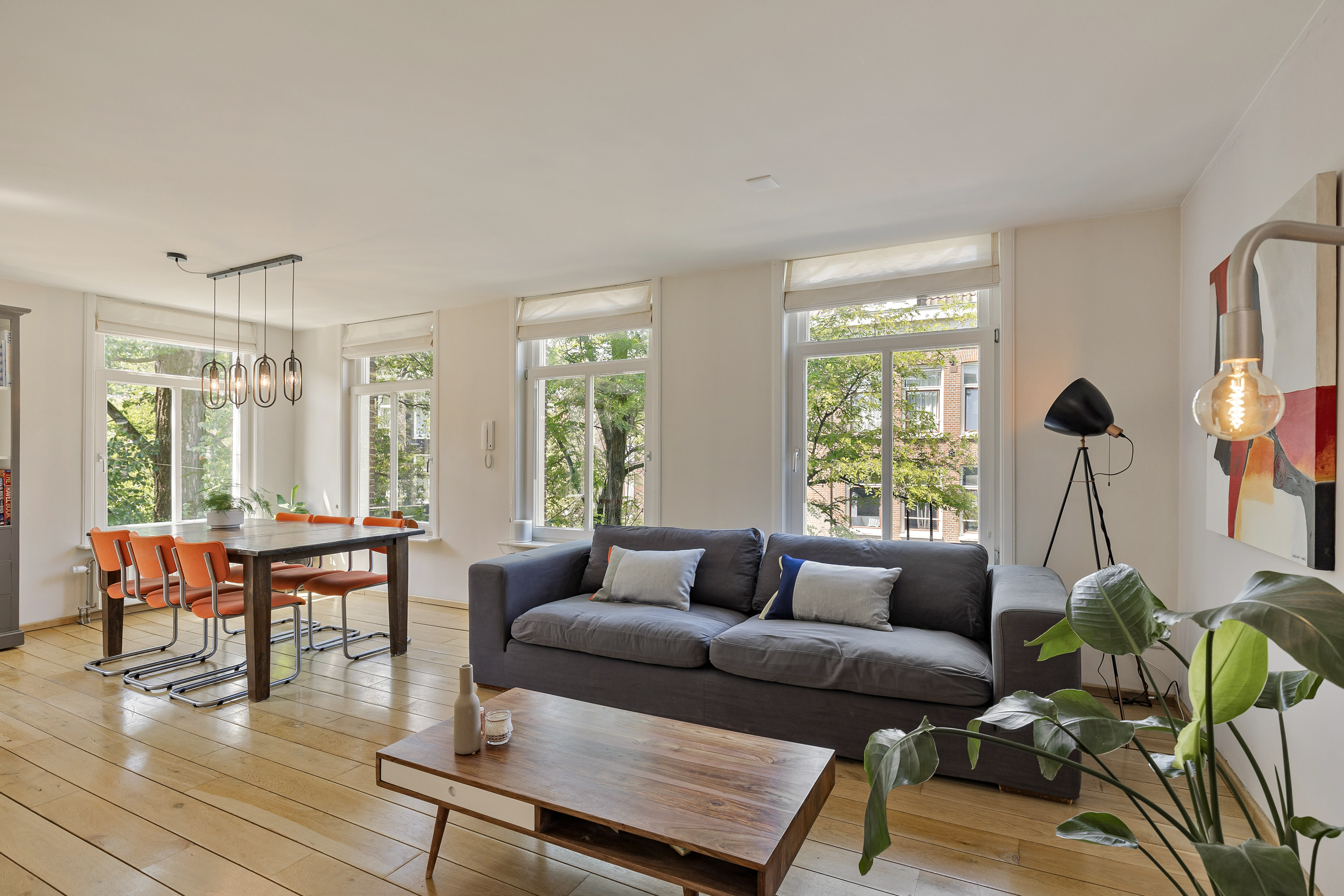 Bright, spacious, superb location, metro, bicycles — Amsterdam stay