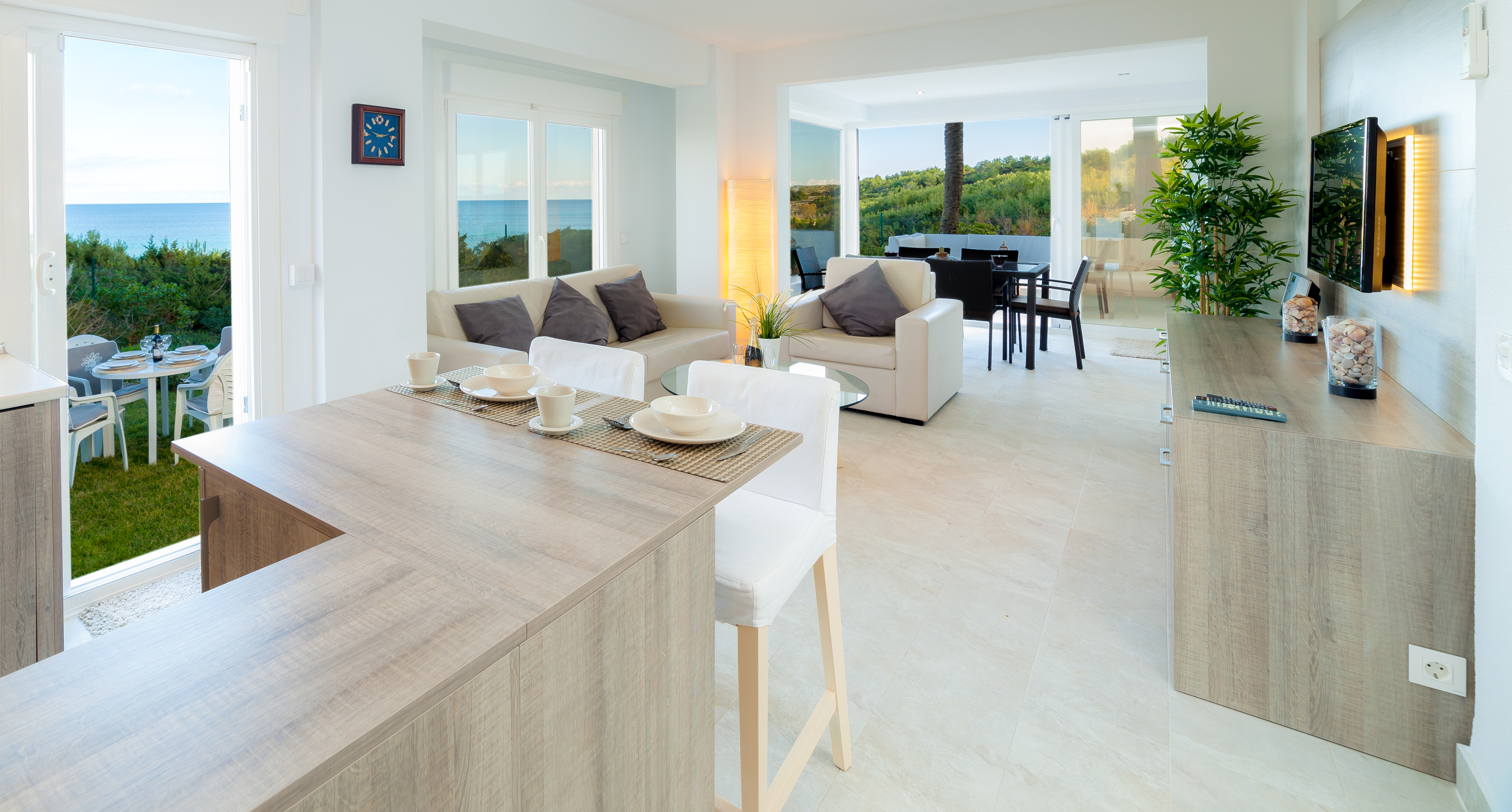 APARTAMENTO MODERNO EN LA ARENA FRENTE AL MAR in Sant Llorenç des Cardassar, Mallorca