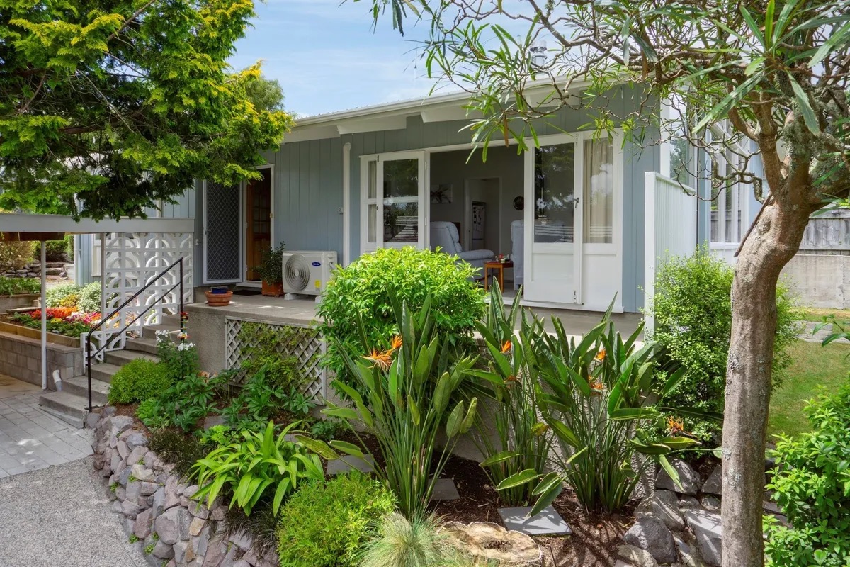 Taupo Garden Bungalow Retreat