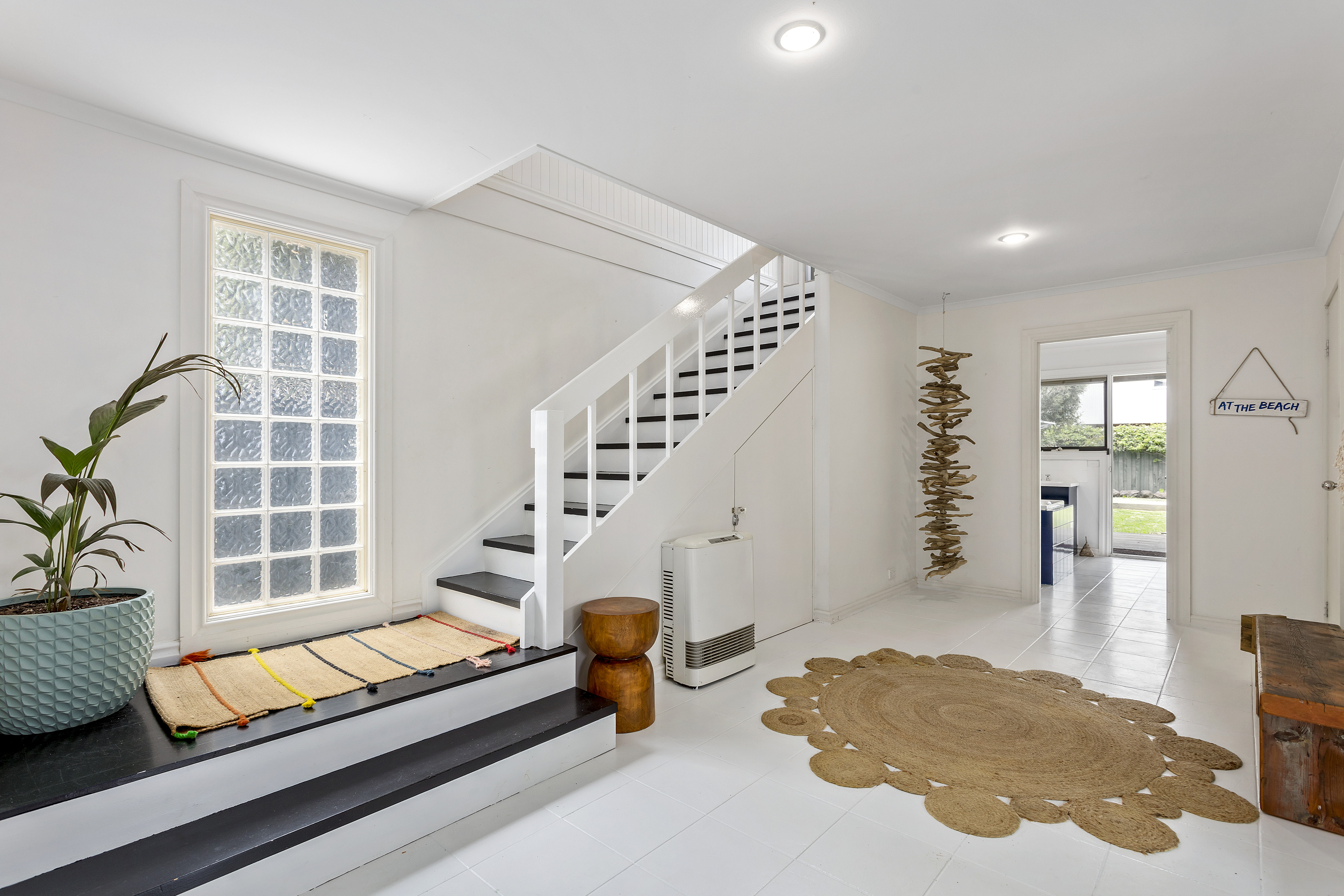 Felix Beach House 150m From Fishermans Beach Houses For Rent In Torquay