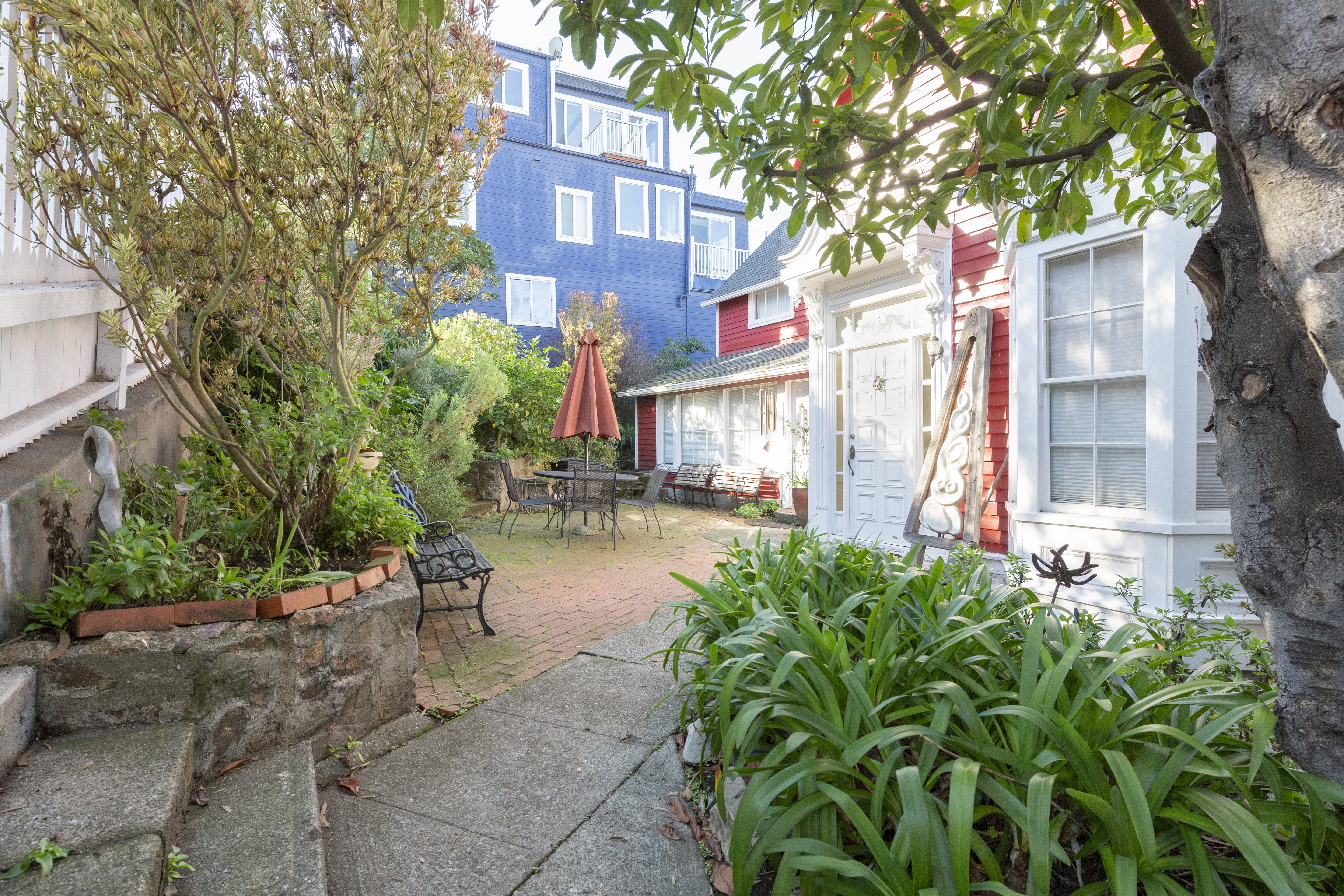 Historic retreat w/ private balcony & views