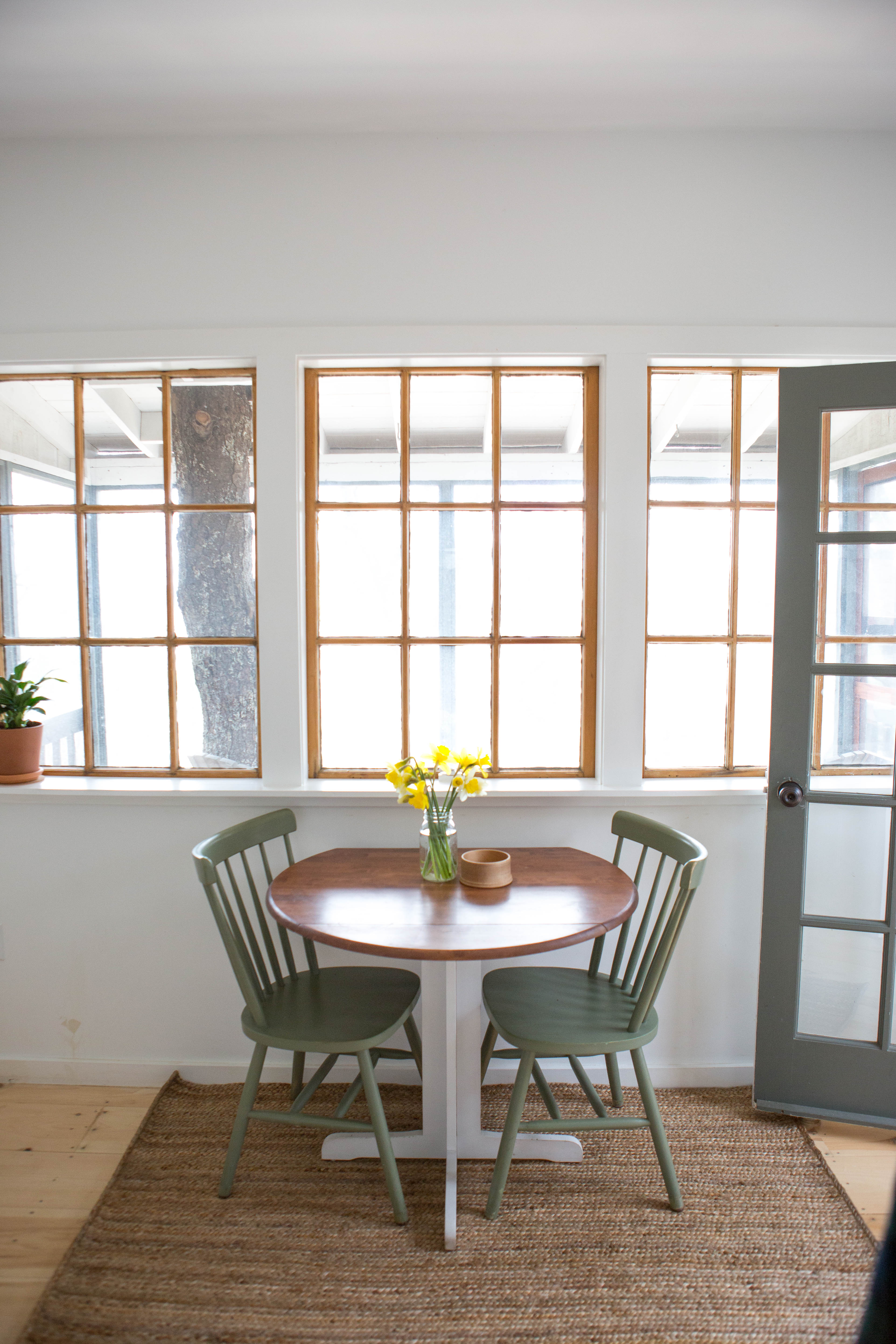 Tree Dwelling w/ Water Views & Cedar Hot Tub (I) Treehouses for Rent