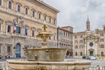 Great Room in the heart of Rome