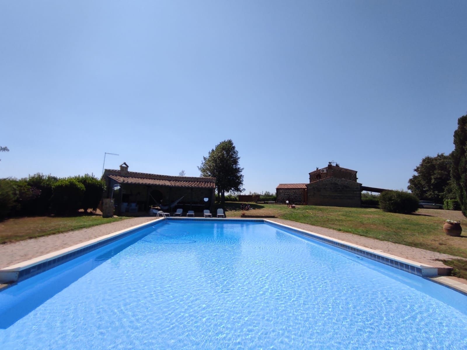 Farmhouse with pool in the countryside of Pitigliano