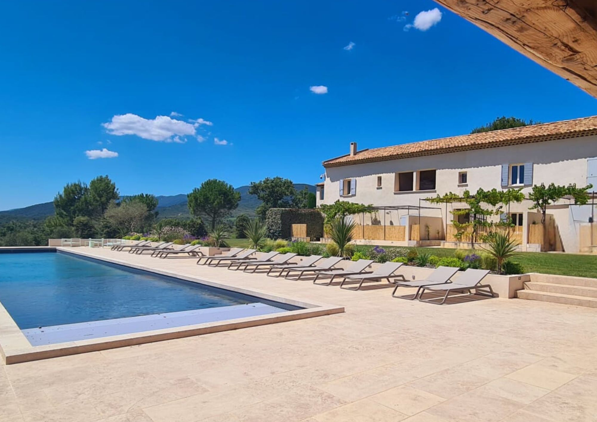 Aparthotel in Provence