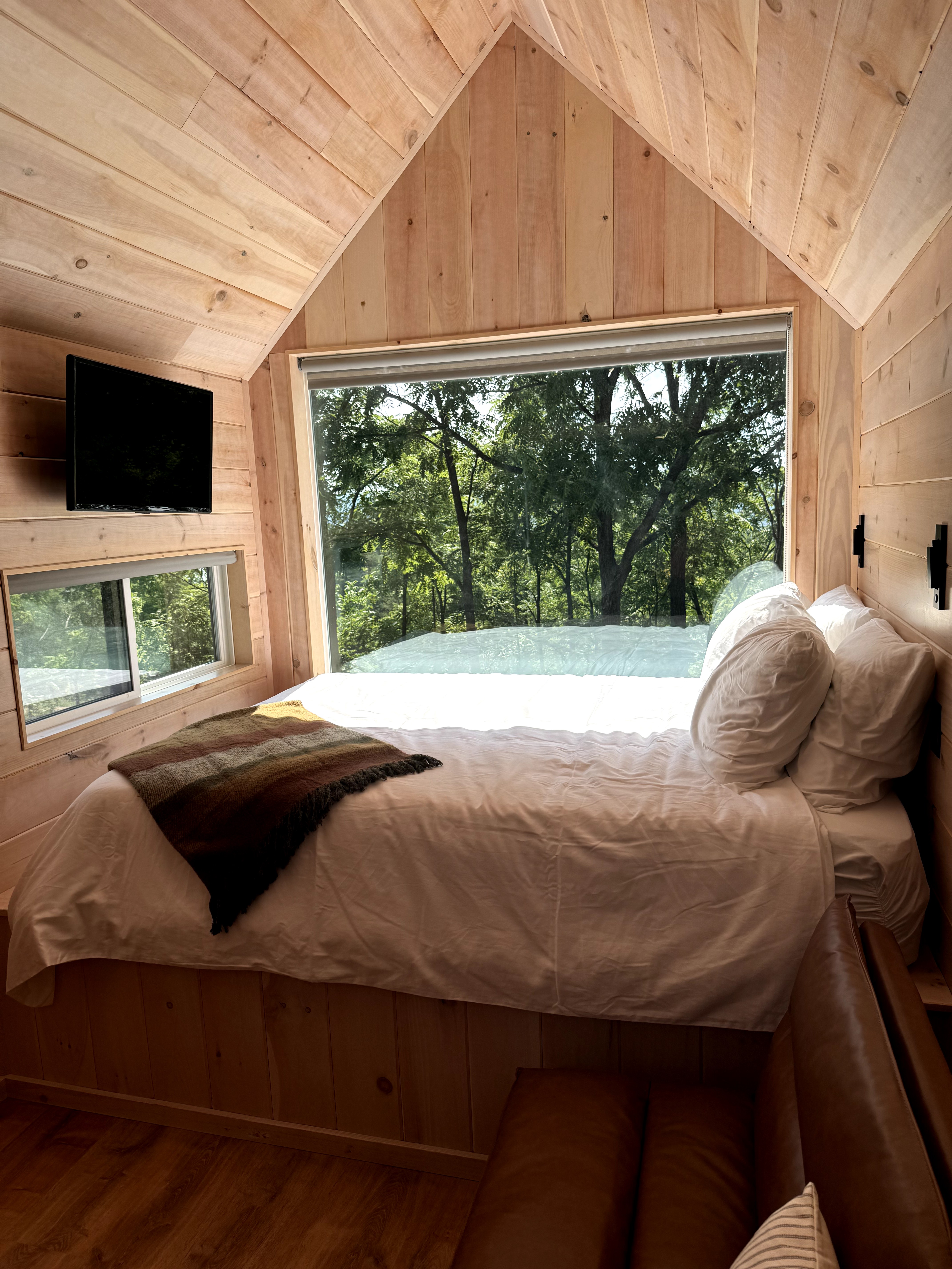 Wine Country Tiny Cabin - FLX 4