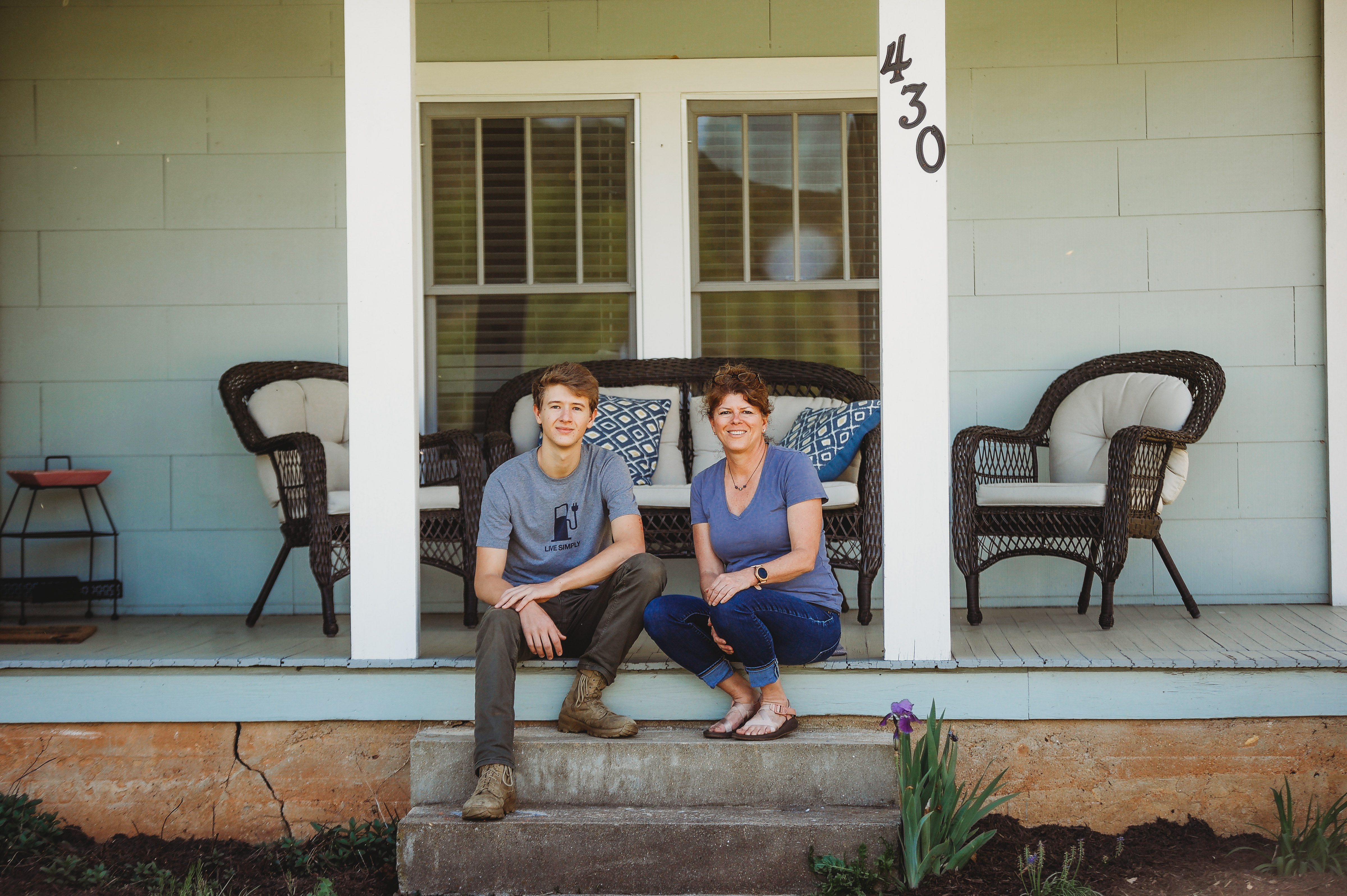 Charming Cottage Near Downtown Ideal for Weddings in 28806, Asheville