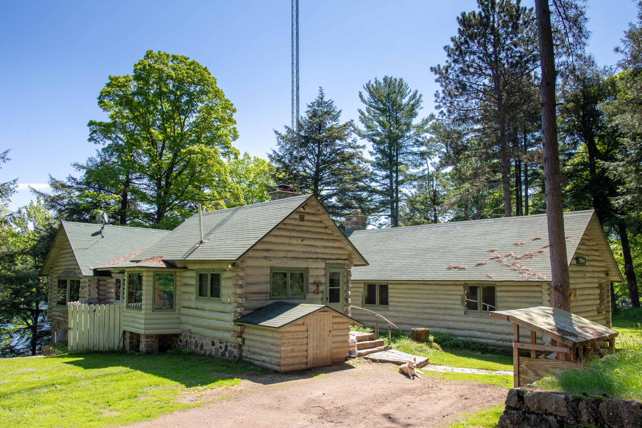 Private Lakehouse and Pontoon Boat! Cabins for Rent in Park Falls