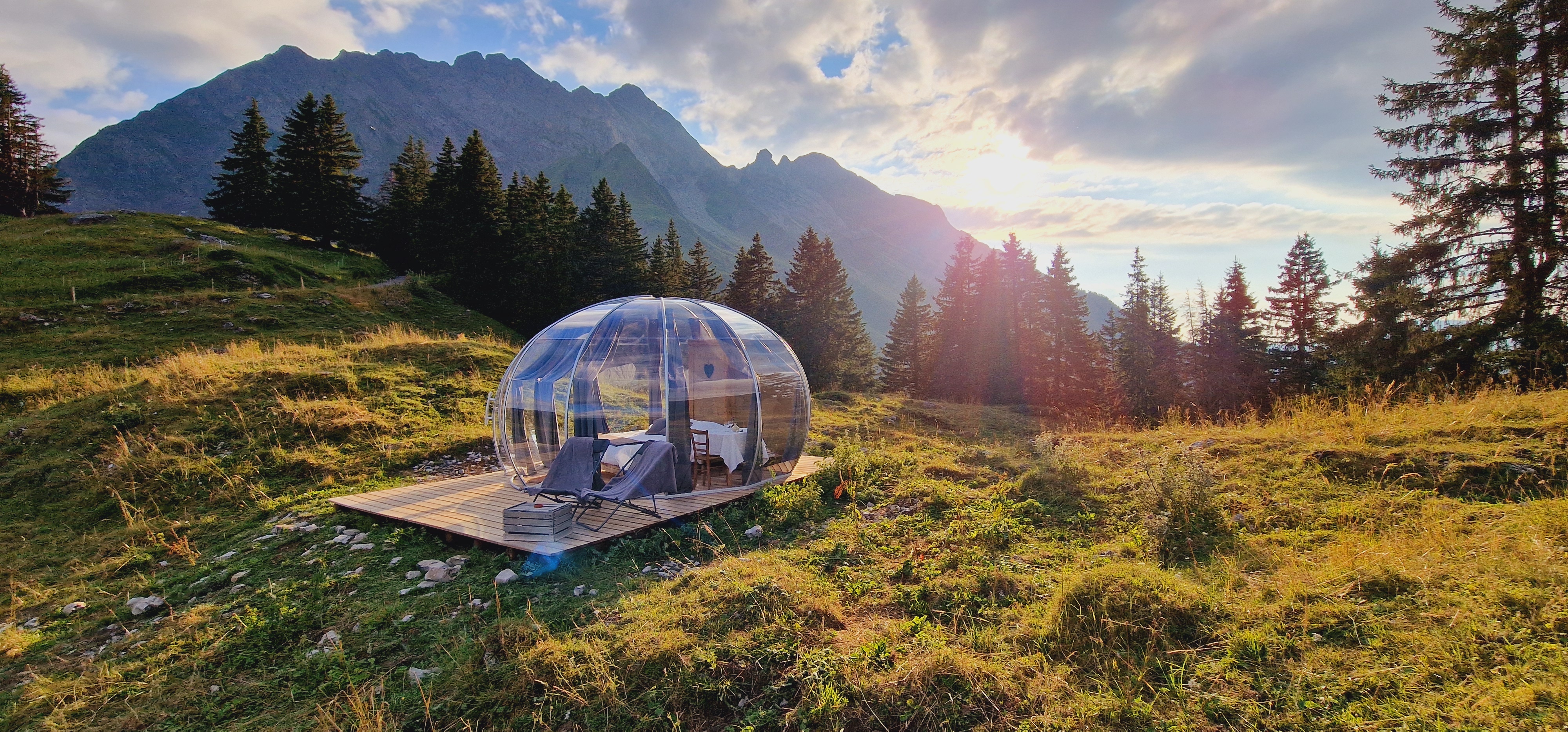 Unusual night in the Aravis - The Head Elsewhere
