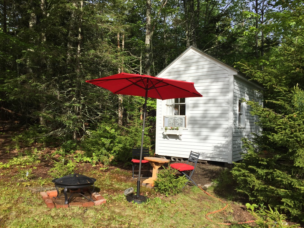Tiny Cottage Acadia/Blue Hill Tiny houses for Rent in Surry, Maine