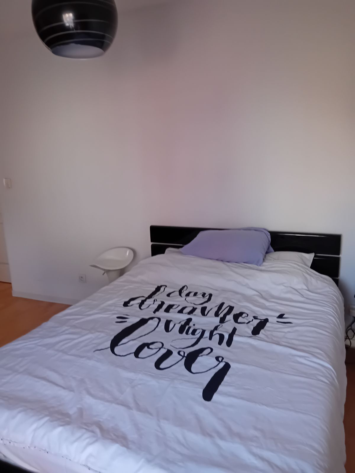 Homemade
2 rooms with garage
