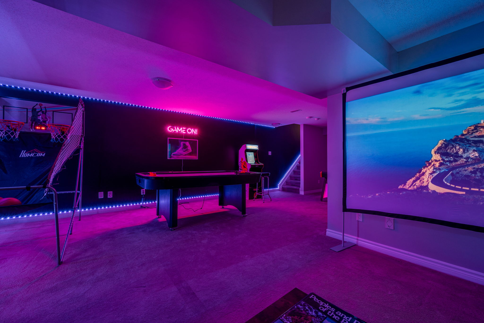 Game Room, Theatre, King Bed, Private Patio
