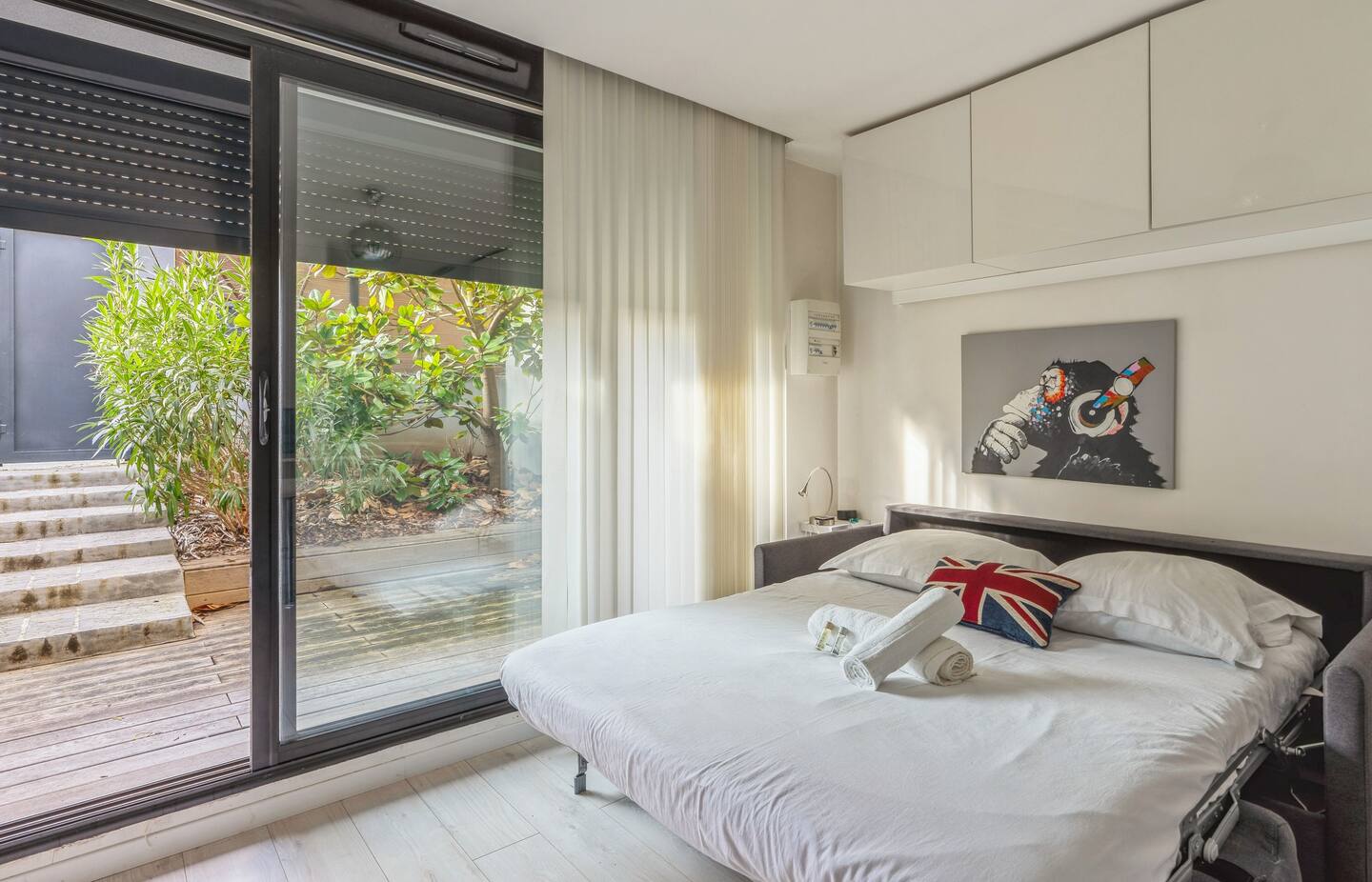Studio in greenery near Montparnasse
