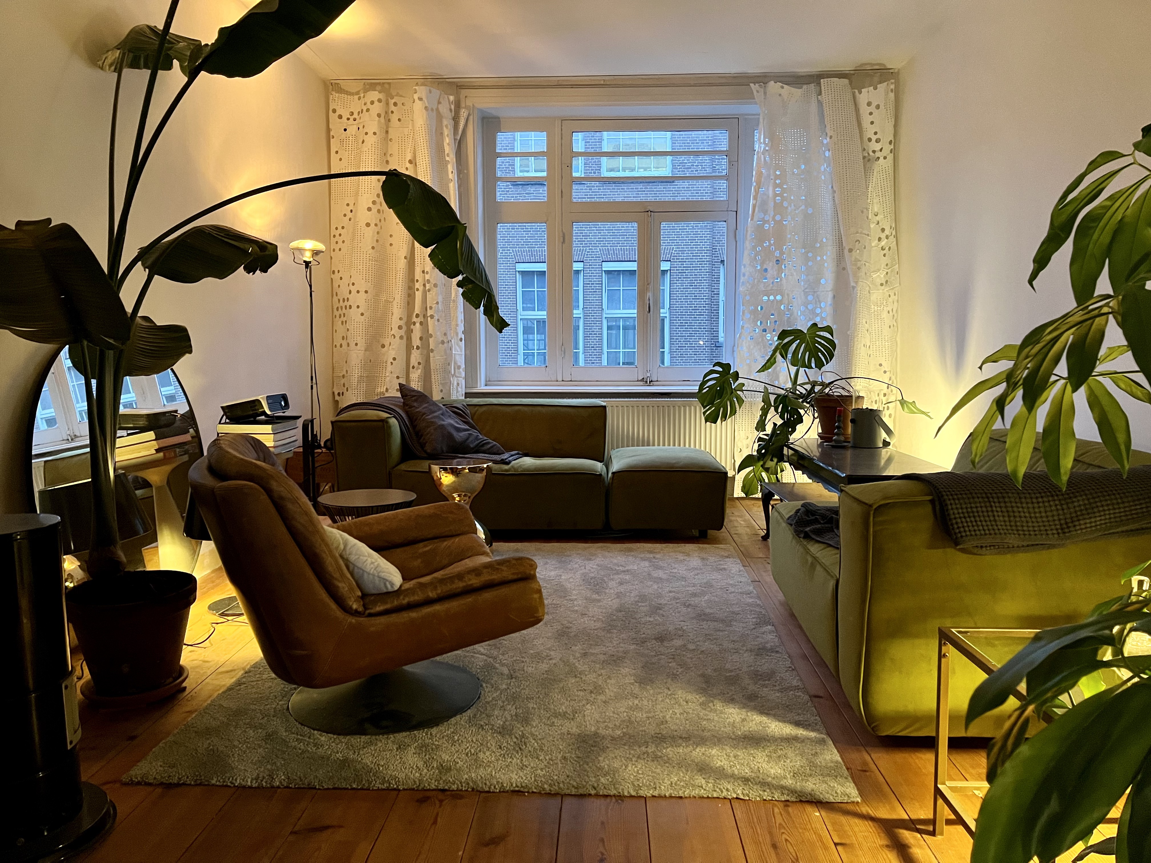 Cozy Jungle Apartment โ Amsterdam stay