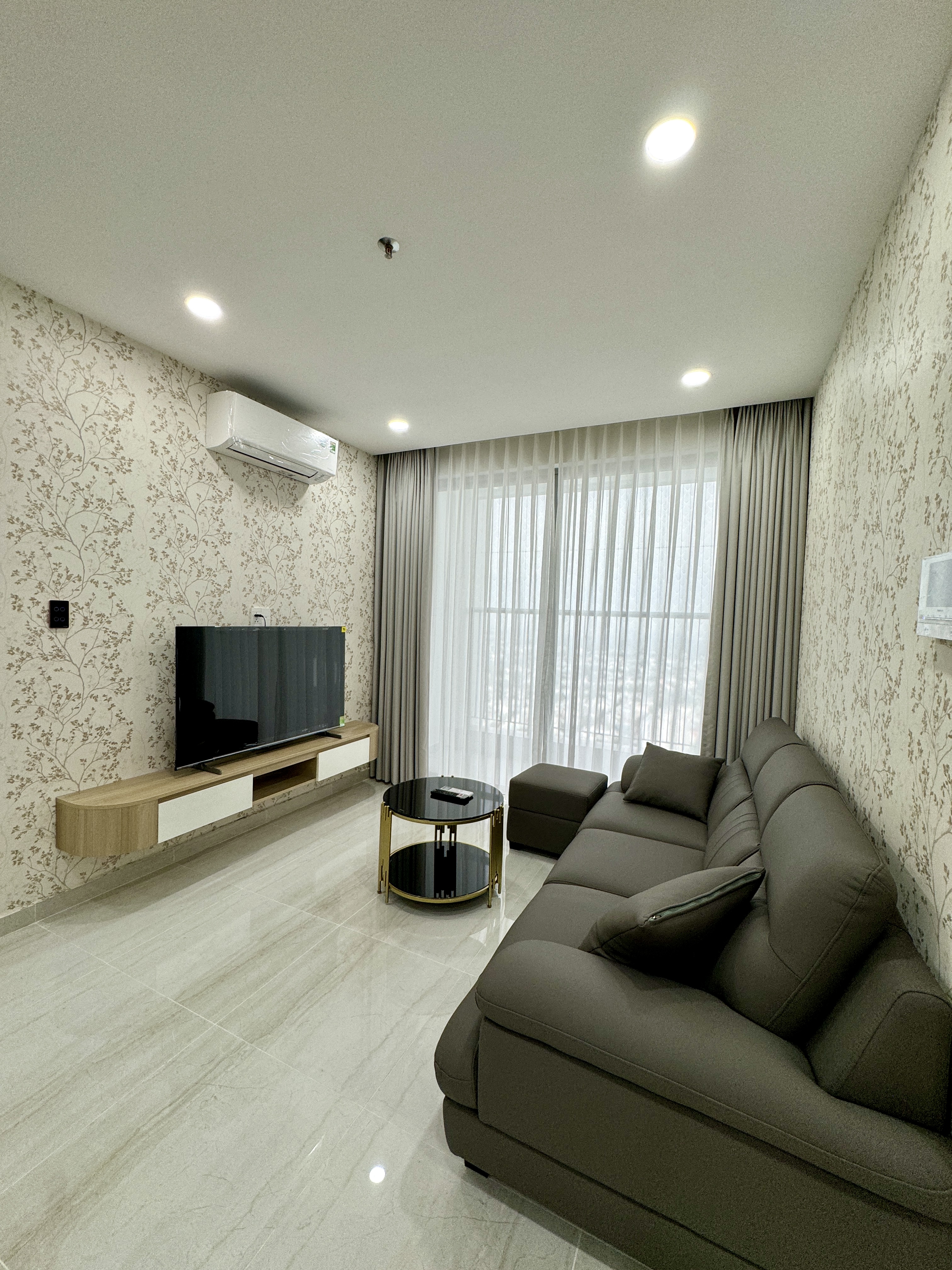 Happy One Central - One Bedroom