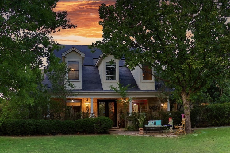 Great Suite Next to a shopping center + Location in 78745, Austin