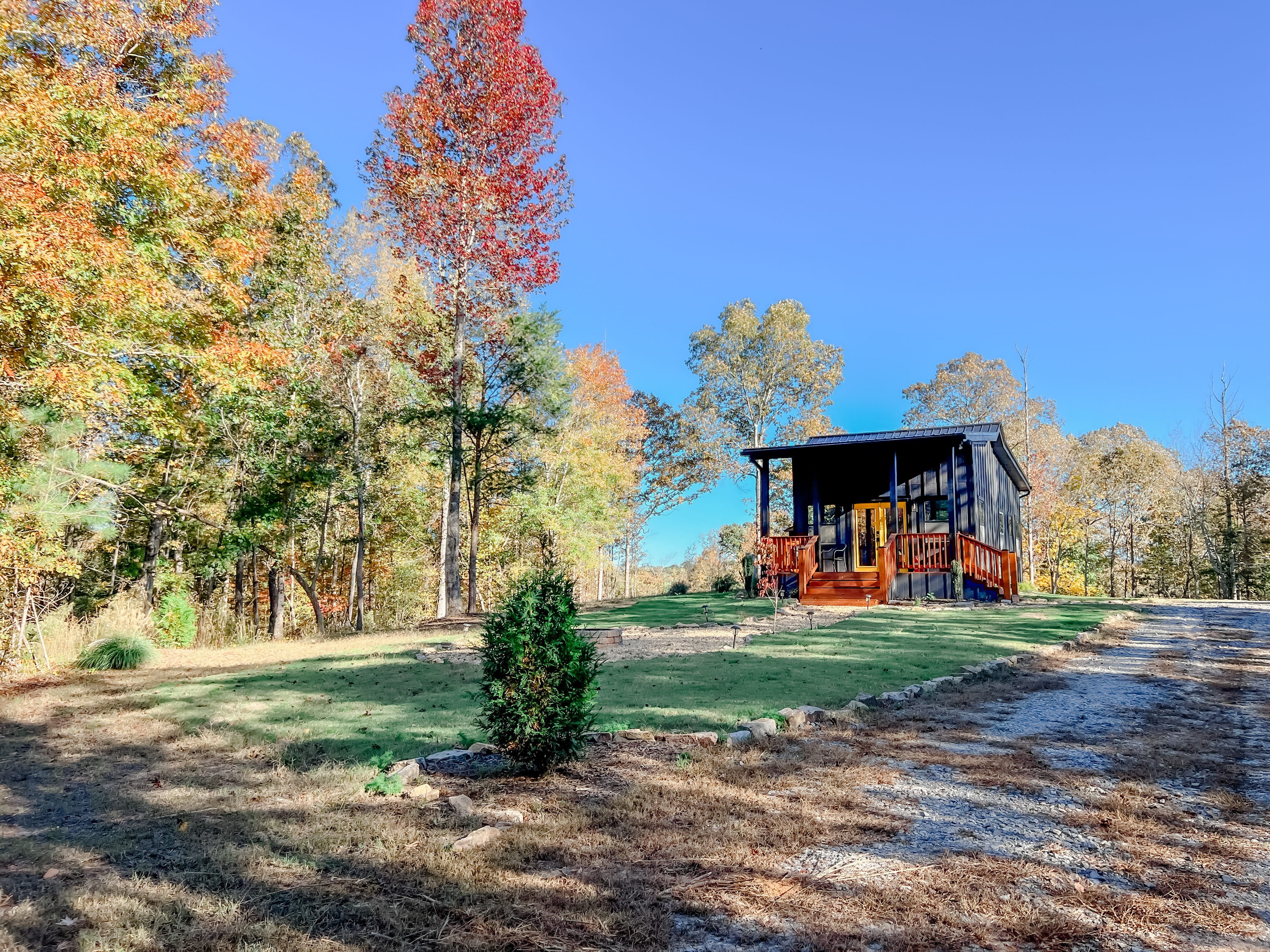 Honey Bee Retreat w/ Sauna+Hot Tub+Outdoor Shower! - Cabins for