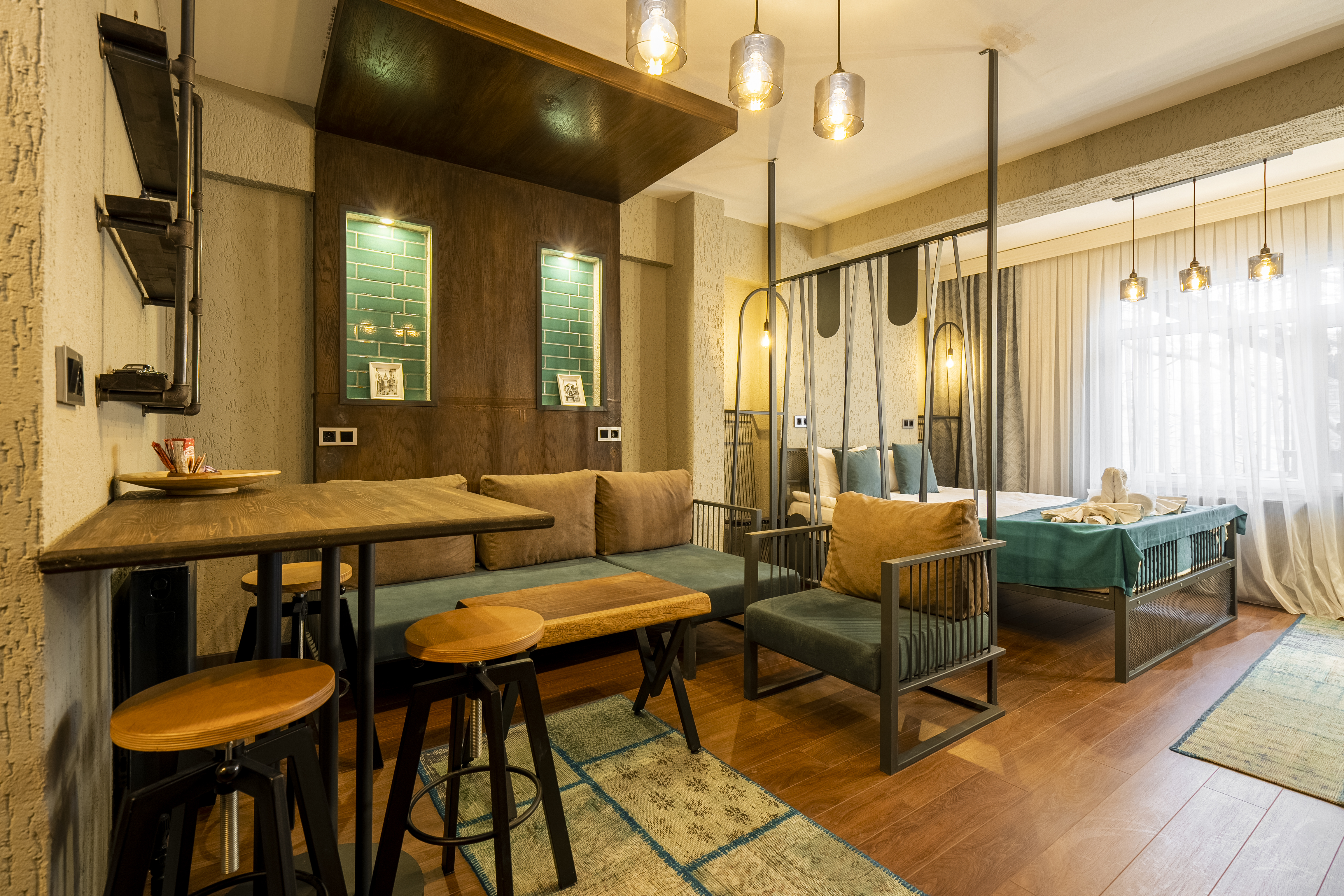 Cozy Spacious Studio Flat With Mid-Size Jacuzzi