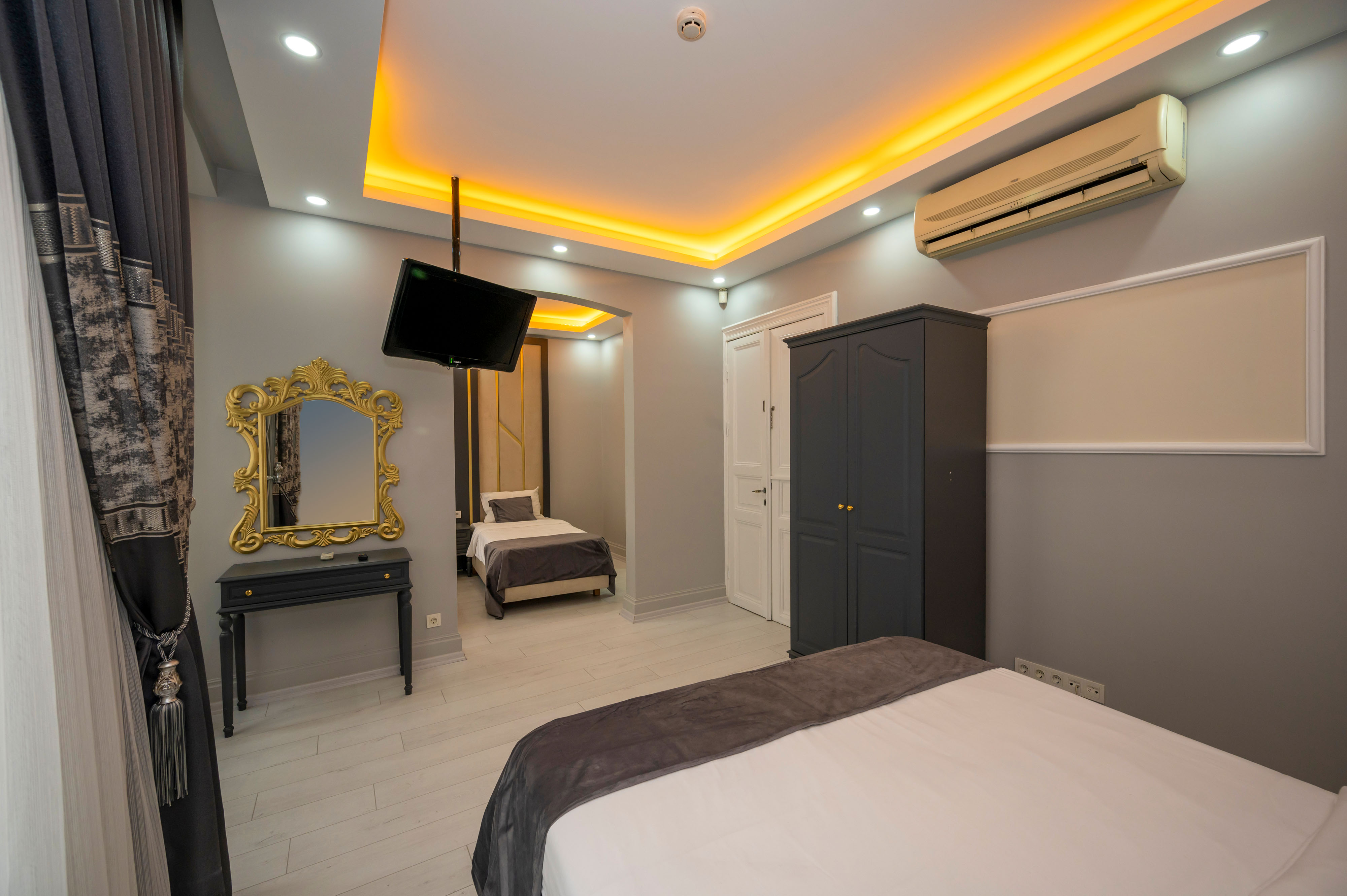 Deluxe family suite cihangir / ın the taksım in Beyoglu, Istanbul
