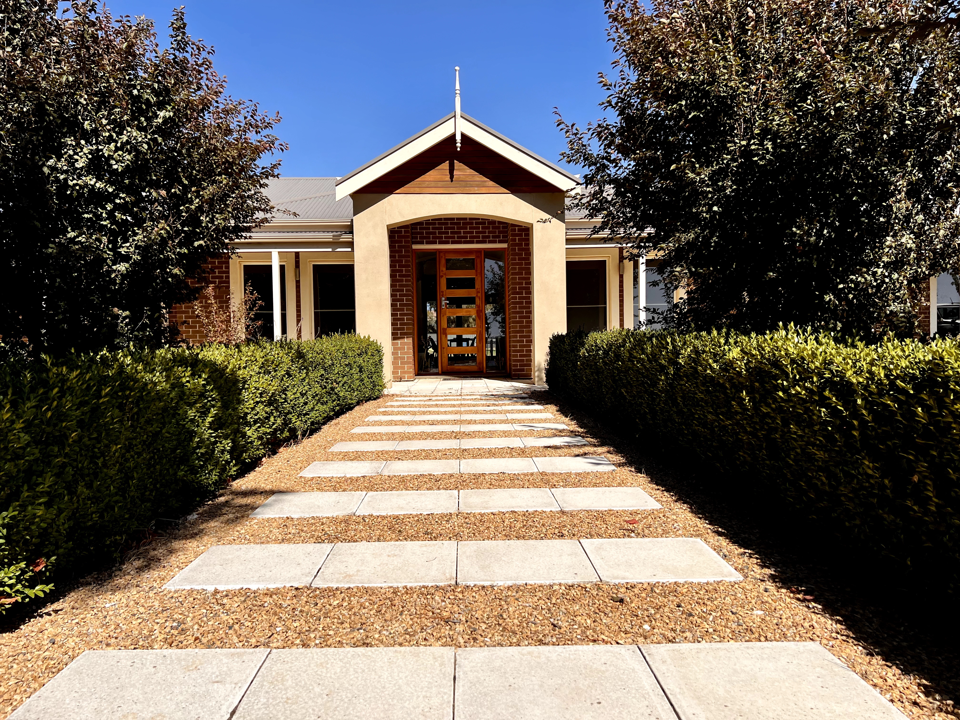 Spacious 4BR Barossa Home•Pool•Alfresco with BBQ in Light Pass, Barossa Valley